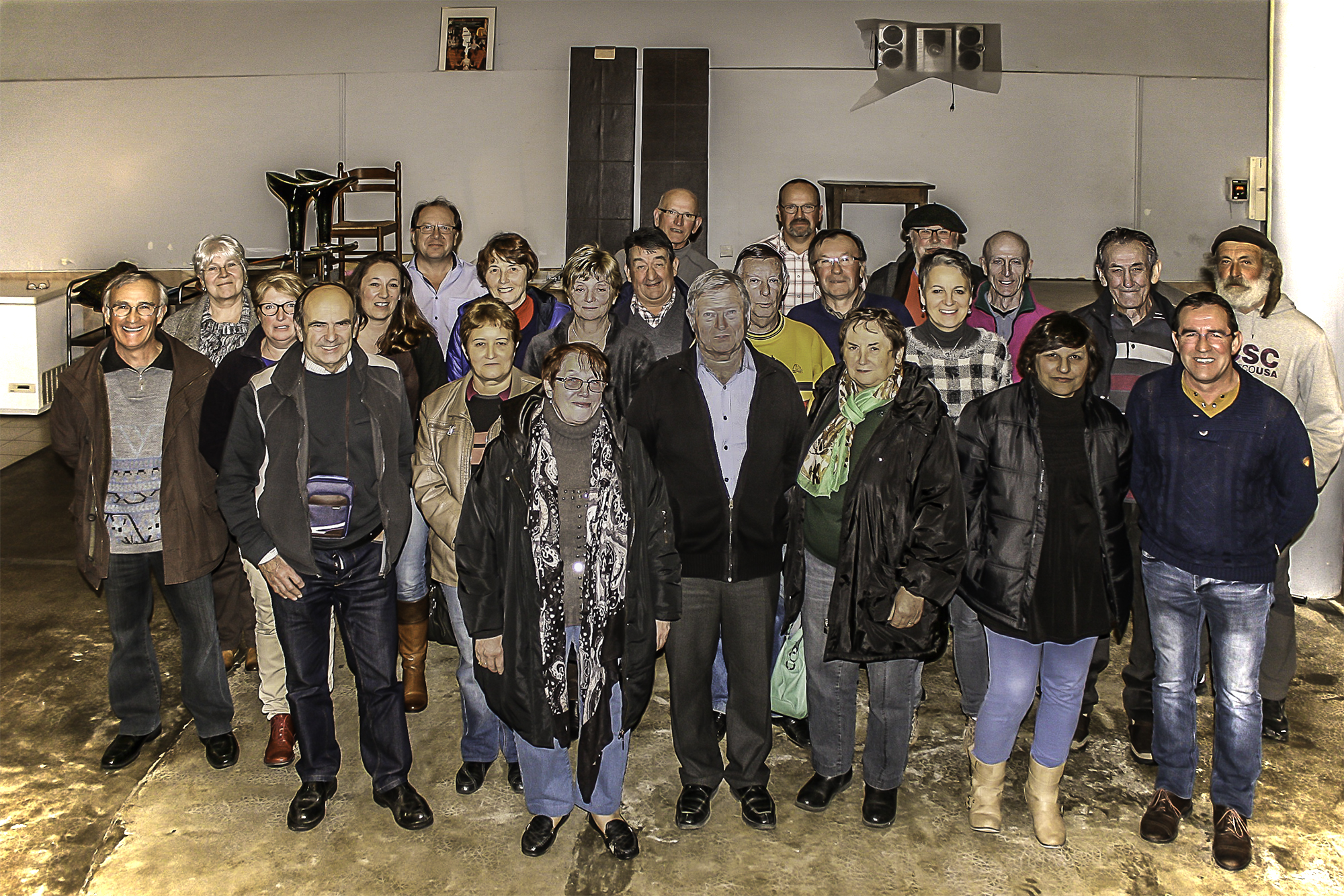 DR J-F Van  Photo de famille 120216.JPG