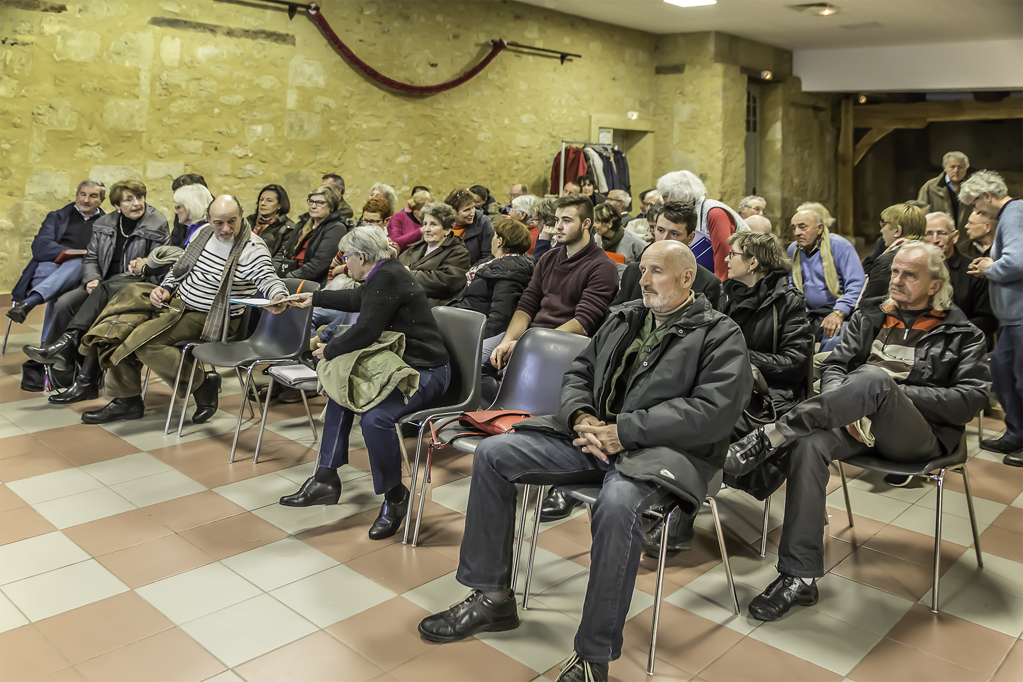 La salle 1bis 120216.jpg