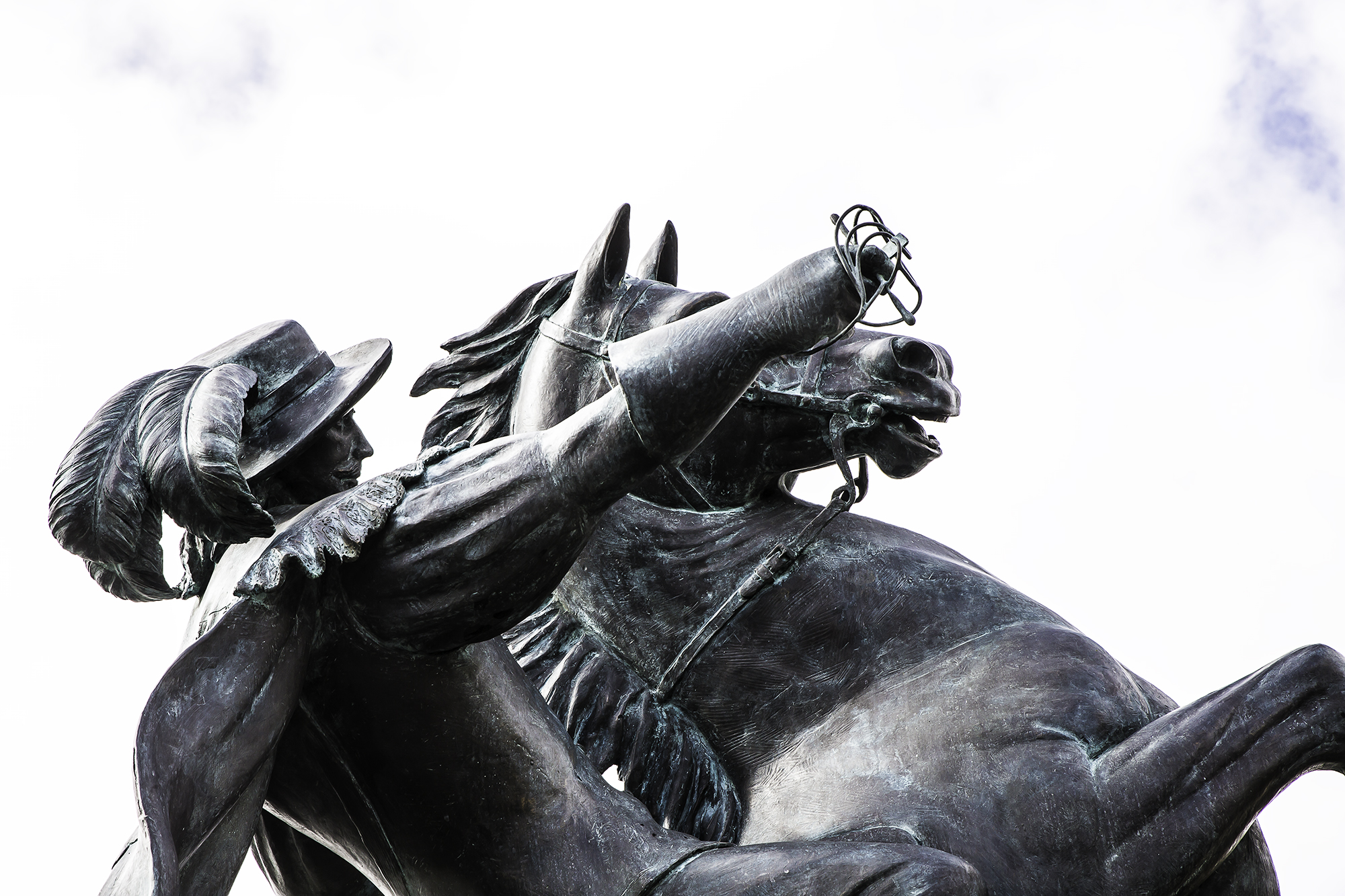 3 Statue équestre d'Artagnan rapière cassée 1bis 030313.jpg