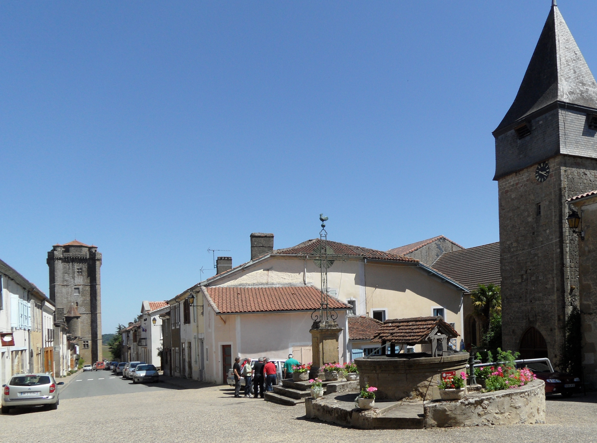 bassoues village201122.JPG
