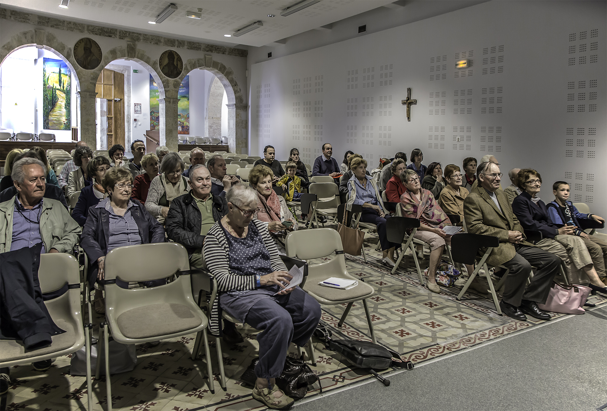 2 Les paroissiens 1bis 050616.jpg