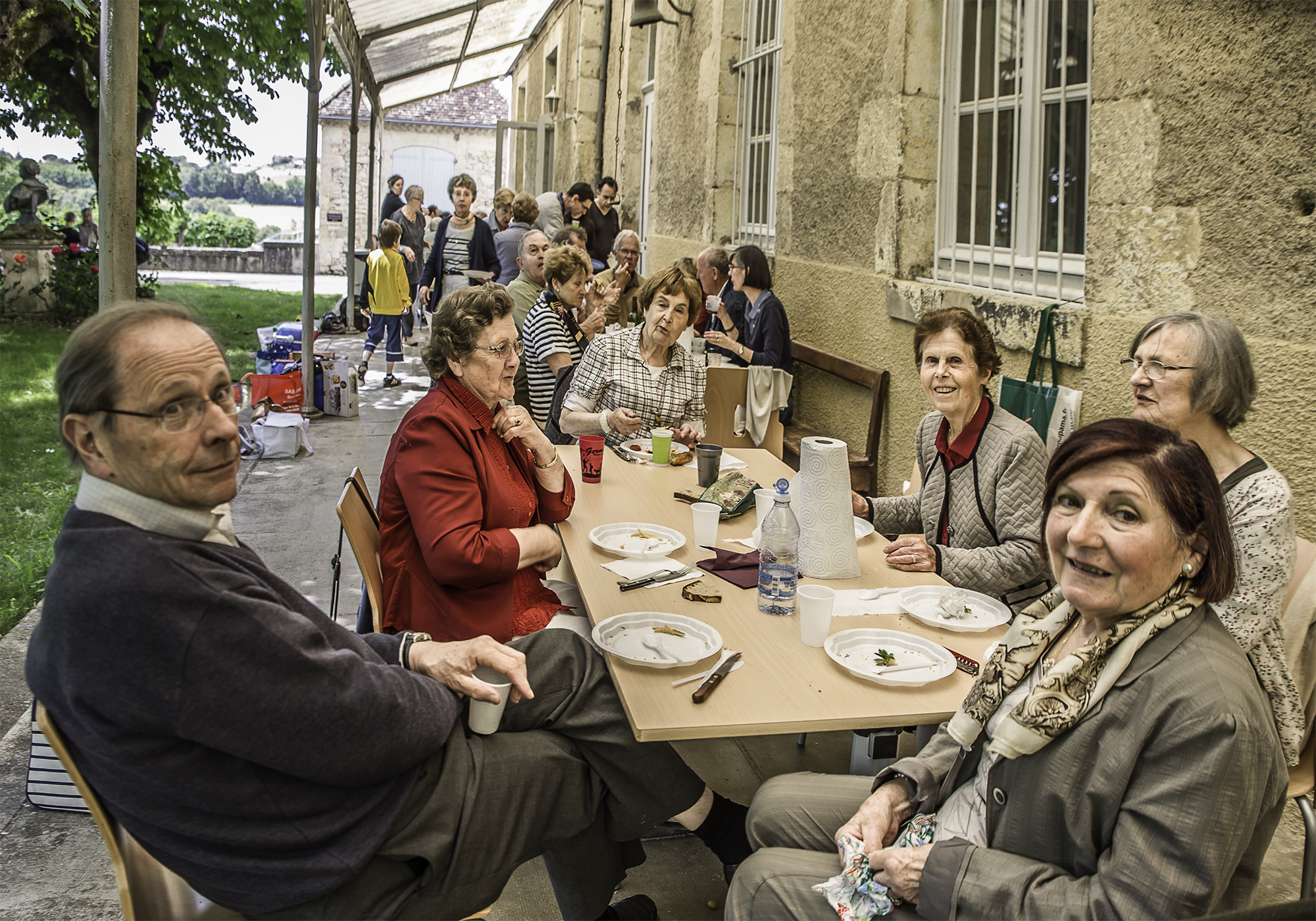 6 Une table 1bis 050616.jpg