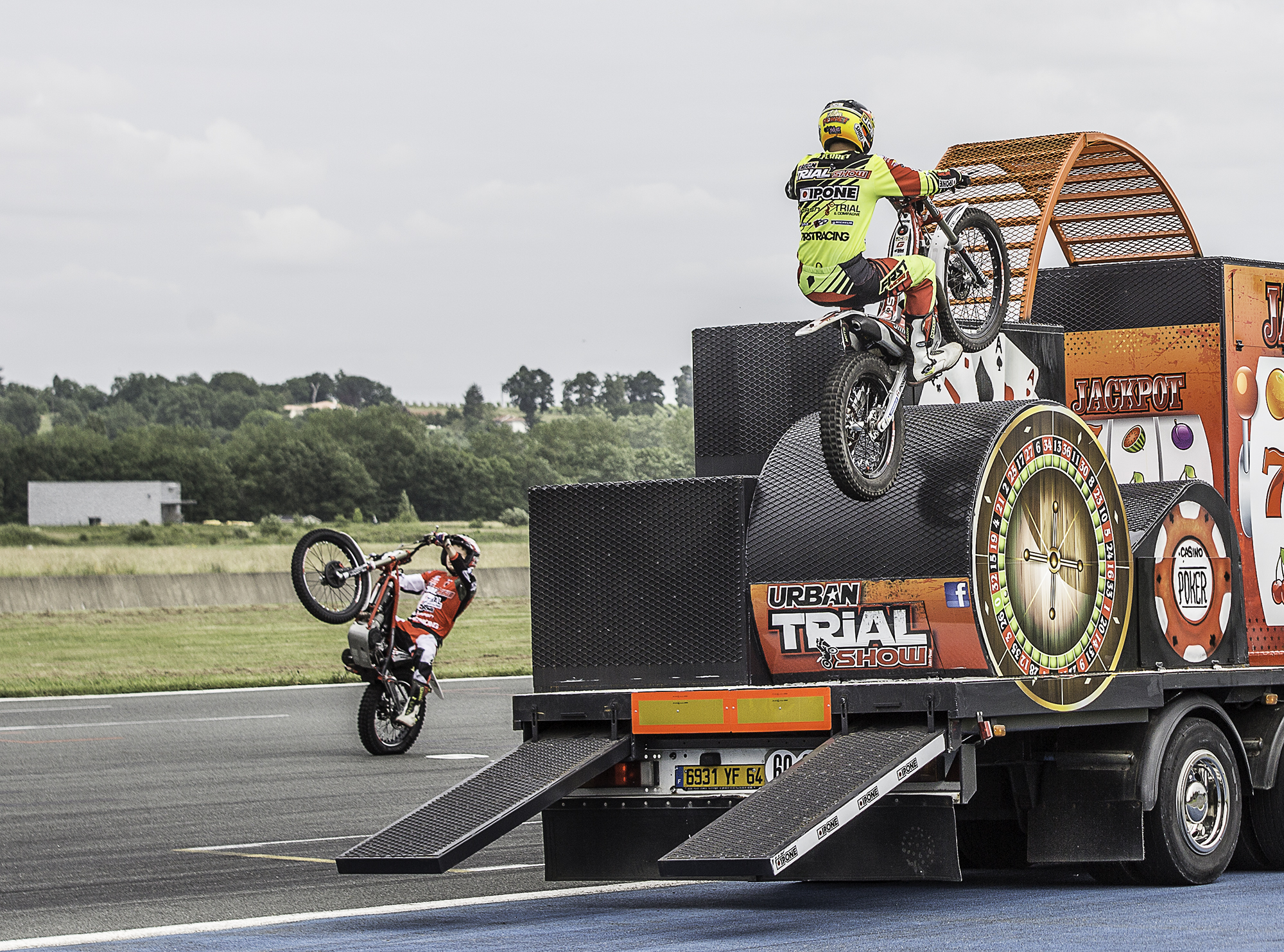 a show trial 1bis 110616.jpg
