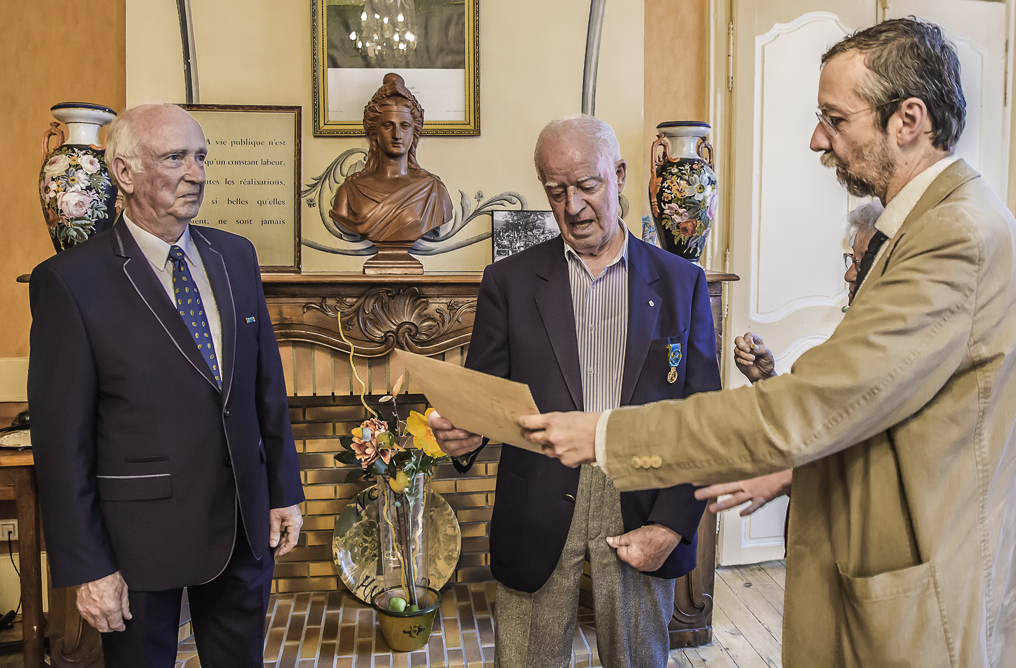 7 remise diplôme par daniel Chabanet 1bis 240616.jpg