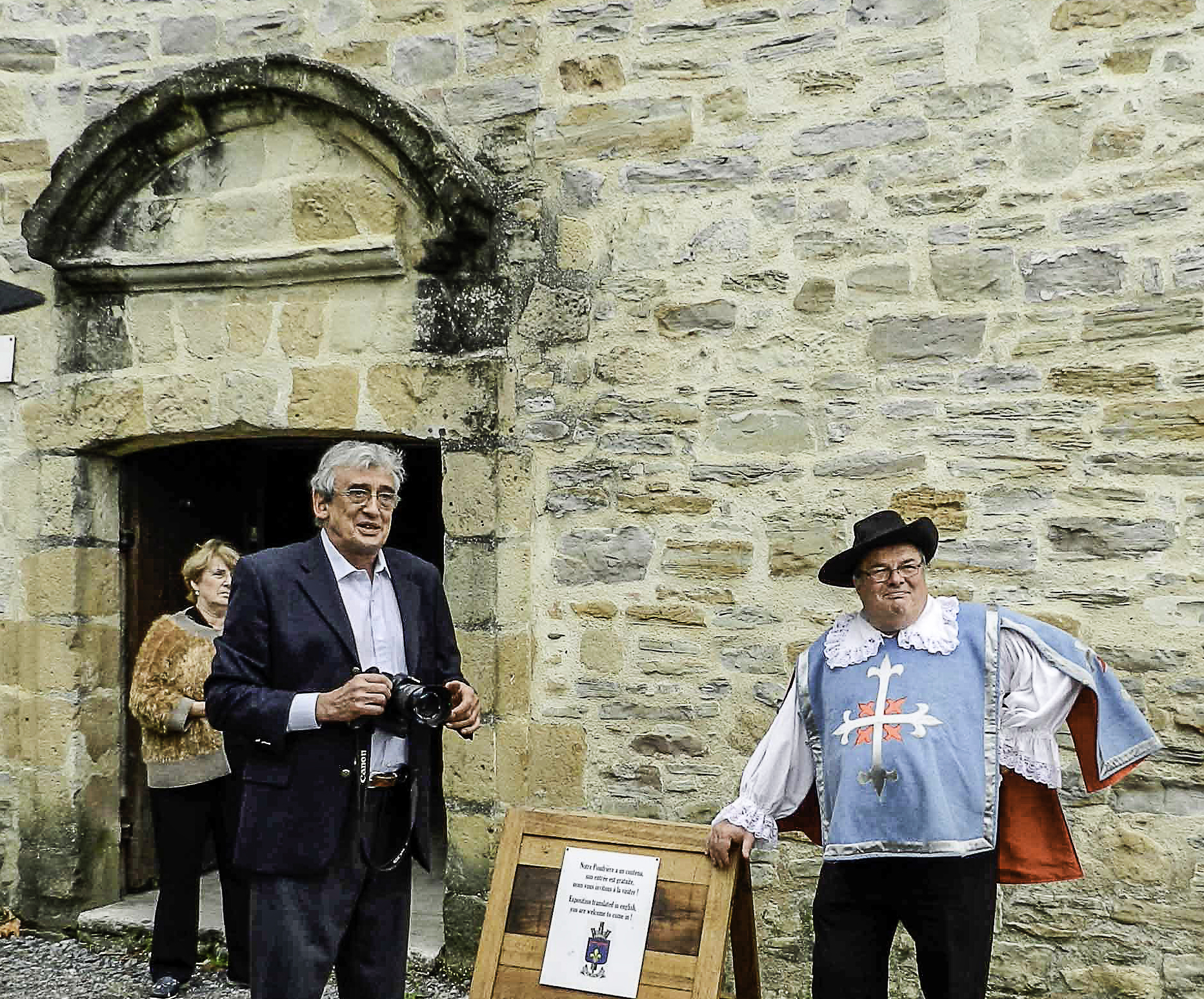 6 navarrenx Mr demange presente la poudriere DR Maxime Fillos.jpg