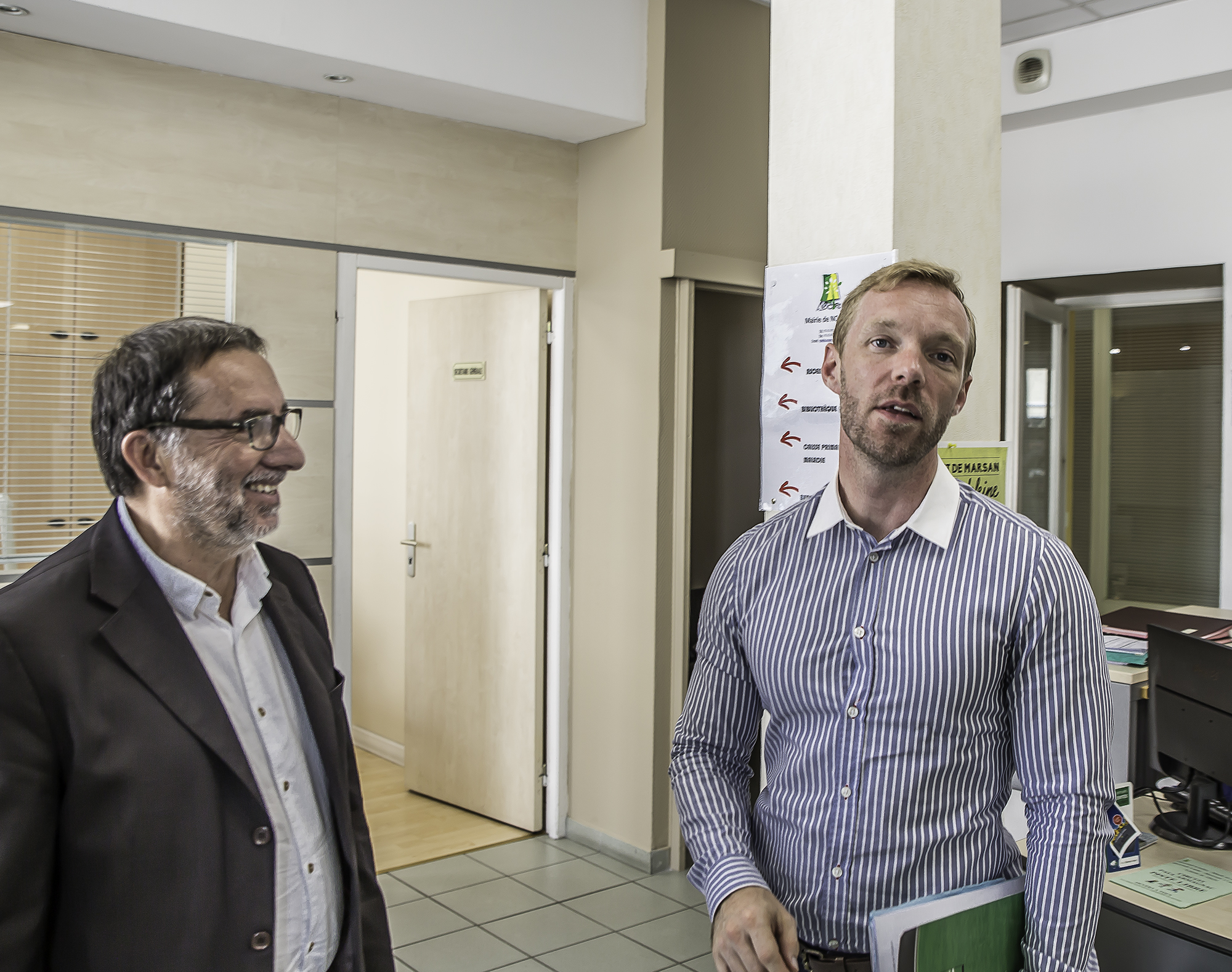 2 Le sous-préfet Jean-Charles Jobart et Christian Peyret 1bis.jpg