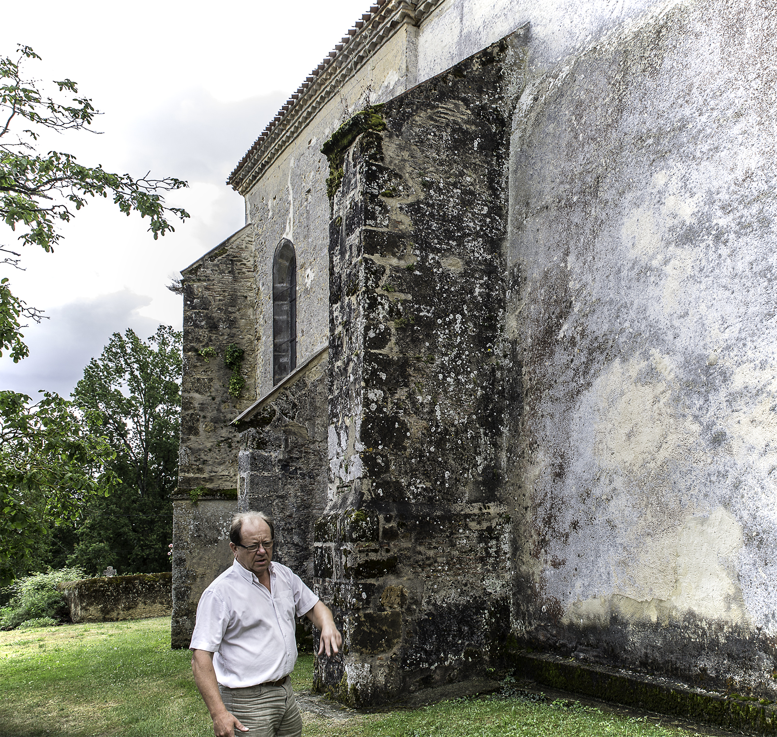 9 Alain Marin montre trvx à faire église Perchède 1bis 130716.jpg