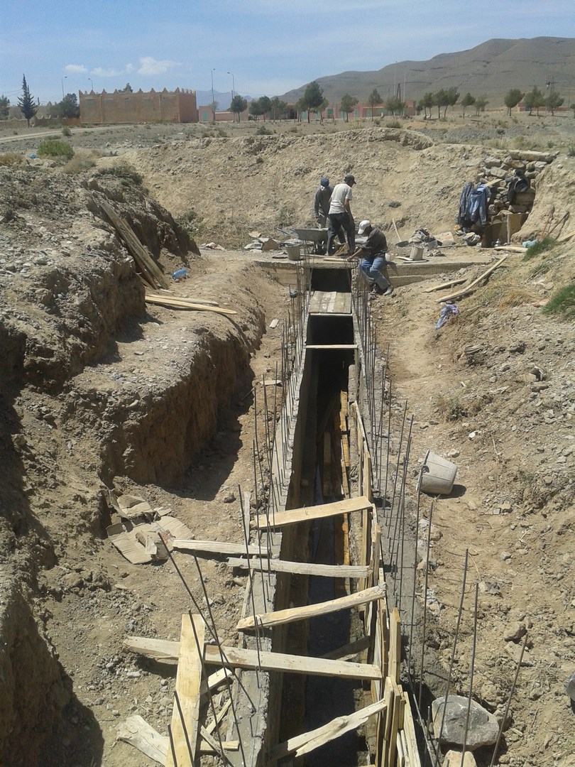 Travaux de restauration des canaux d'irrigation (Copier).jpg