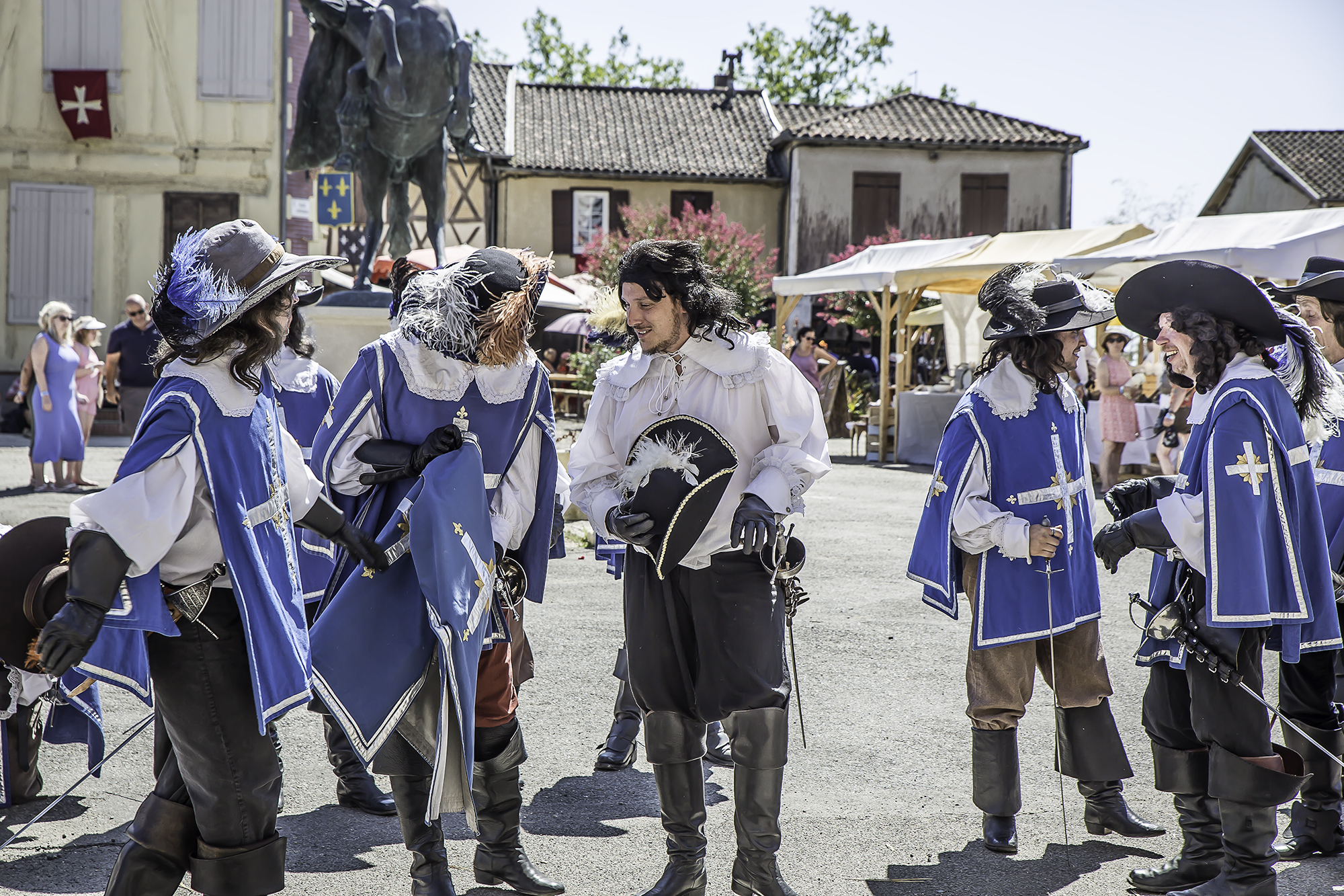 2ter d'Artagnan reçoit la casaque de mousquetaire 1bis principale 140816.jpg