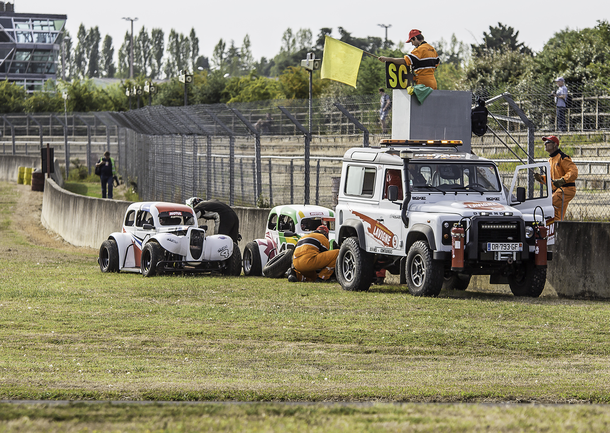 3 Legends car cup sortie de piste 1bis 040916.jpg