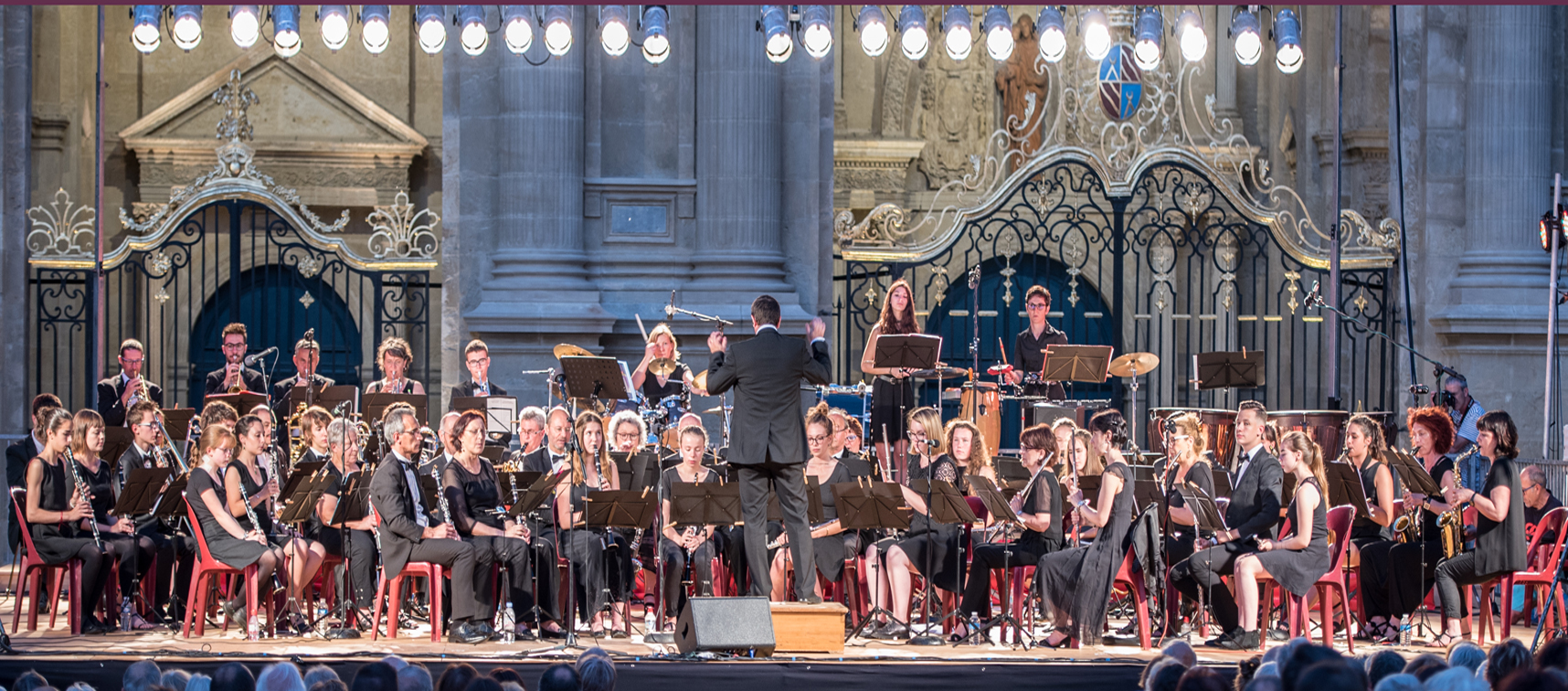 orchestre auch.jpg
