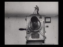 Man_with_a_Movie_Camera_by_Dziga_Vertov.jpg