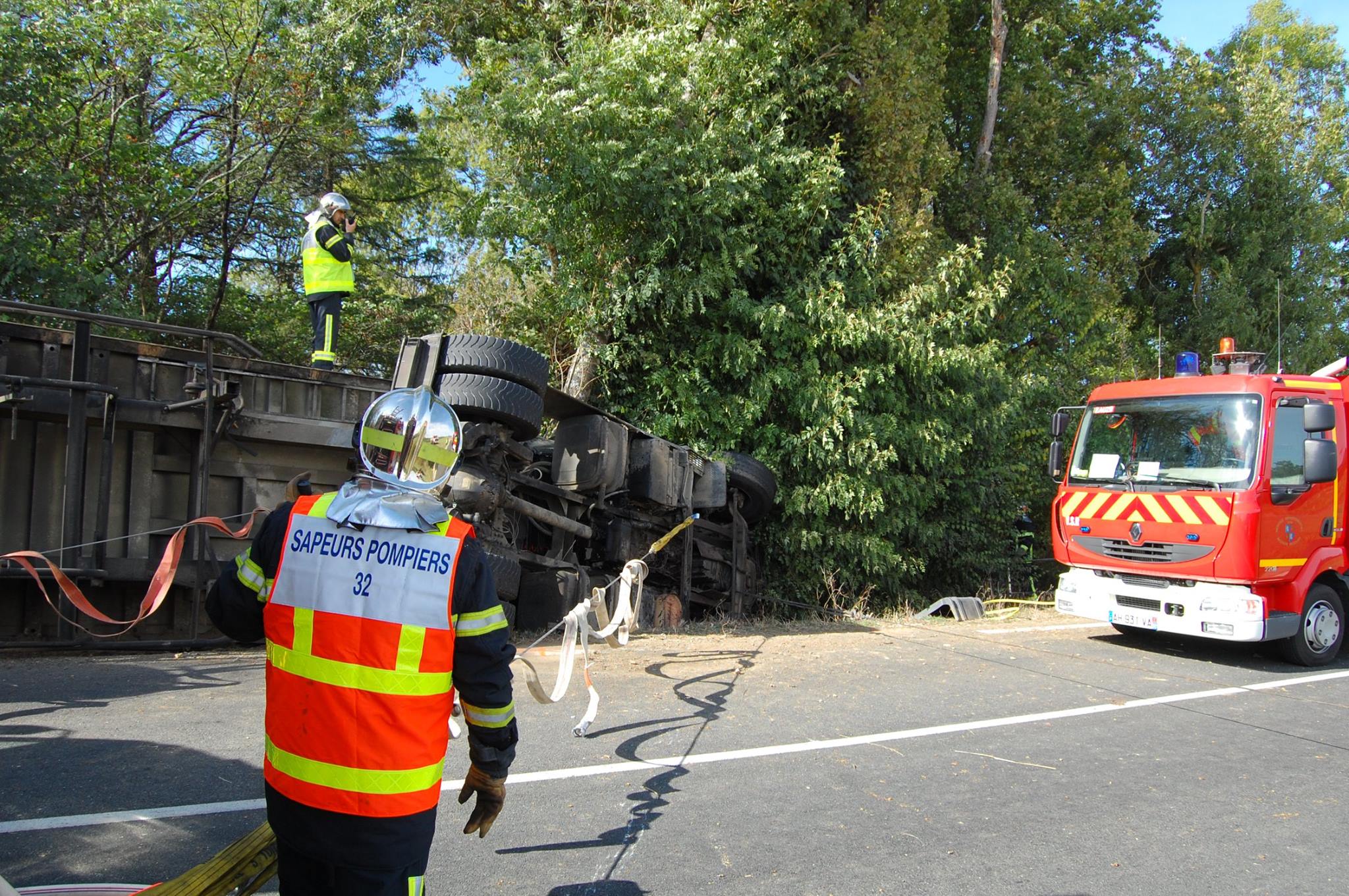 pompiers réans camion 7.jpg