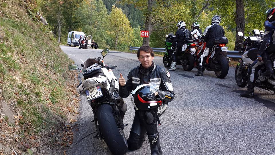 MOTO TOUR 2.jpg