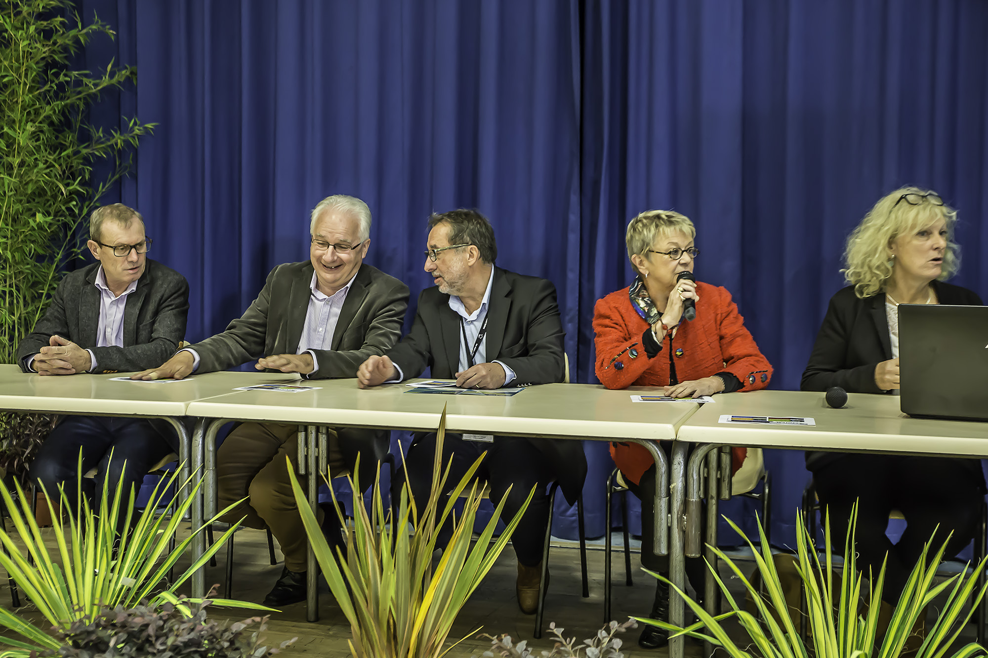 2 Alain Marin Robert Cabé Elisabeth Dupuy-Mitterrand Anne-Marie Saint-Pé Daniel Saint-Genez Christian Peyret 1bis principale 301016.jpg