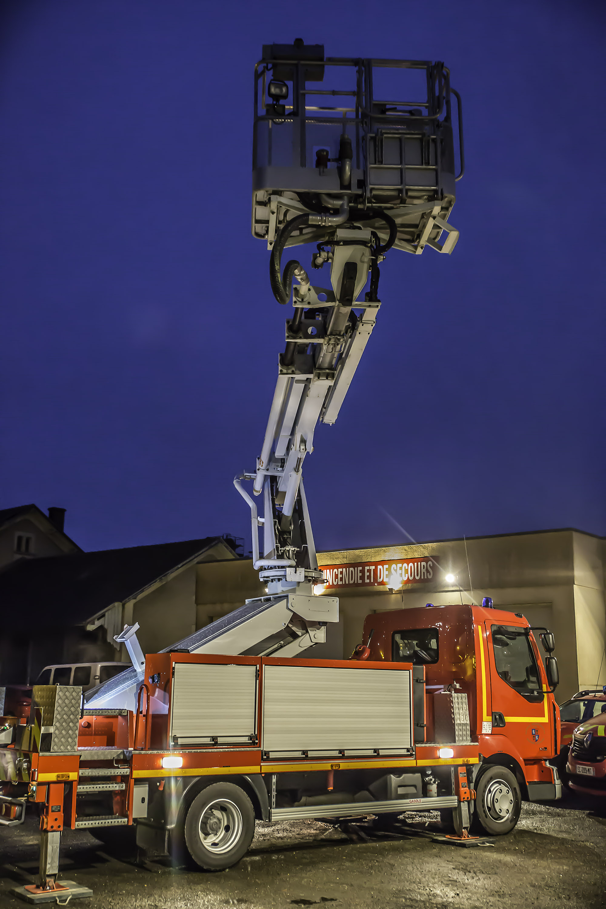 4 essai du bras élévateur articulé 1bis 231116.jpg