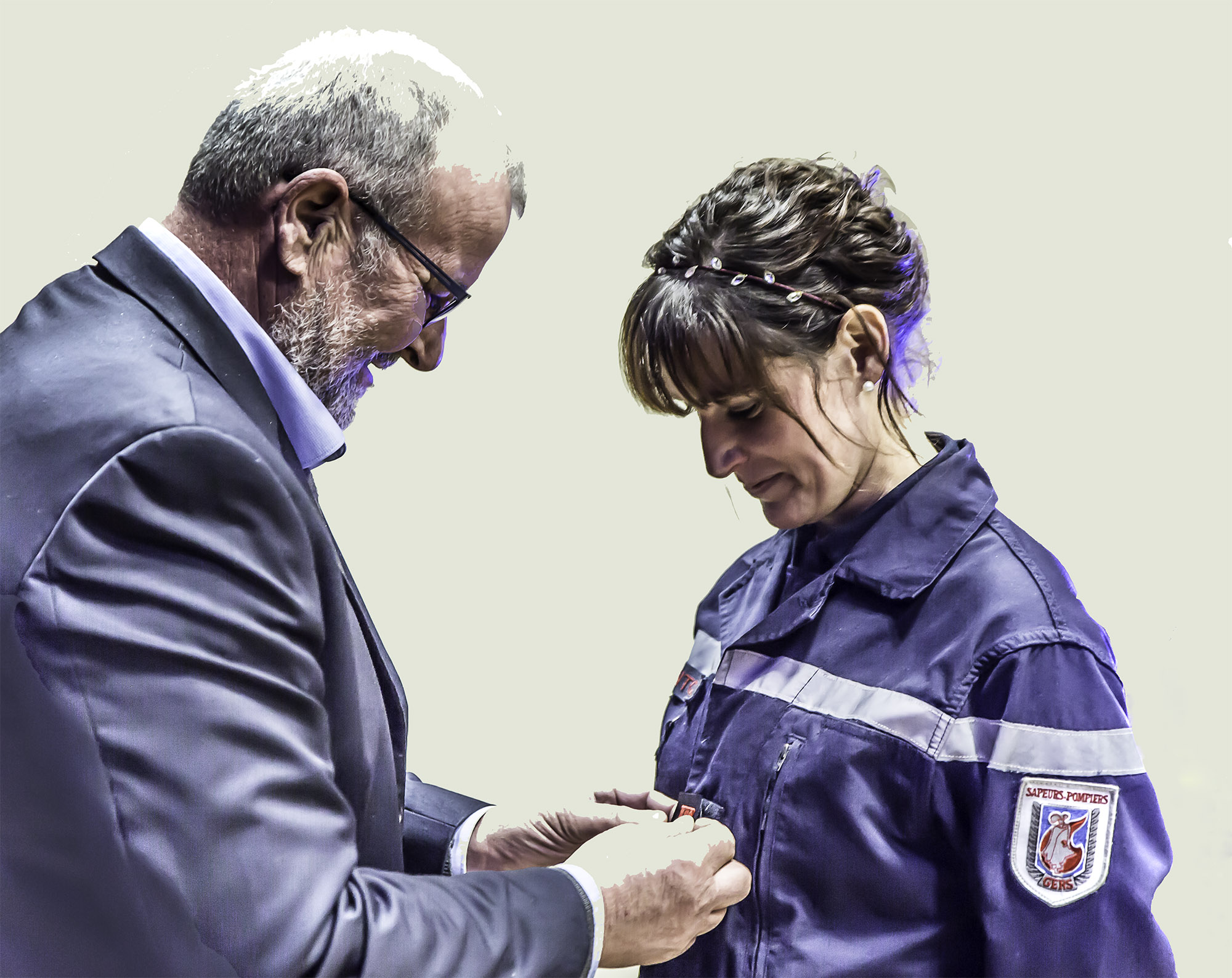 13 Cindy Pinto reçoit ses galons de caporal-chef 1bis 261116.jpg