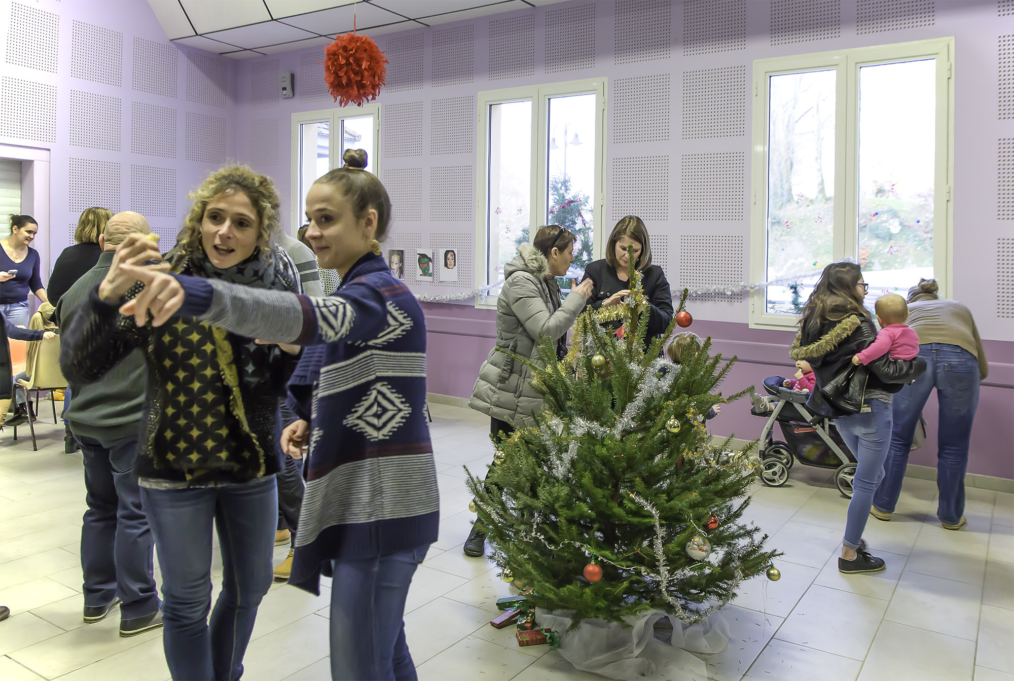 6 Dans la salle des fêtes 1bis 111216.jpg
