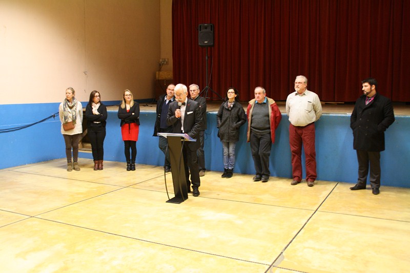 J L Arenou et son conseil municipal.JPG