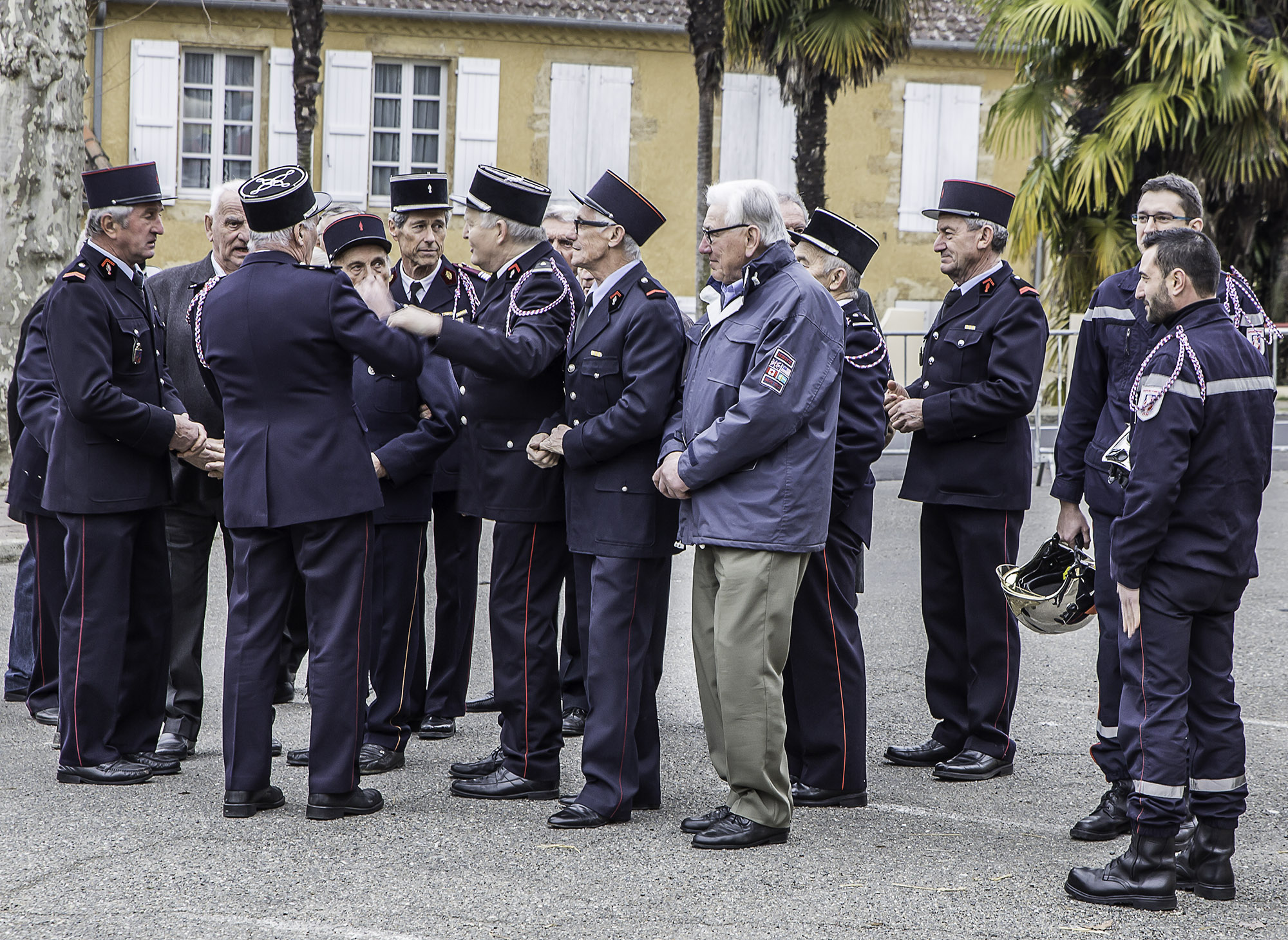 1bis Retrouvailles 1 avant la cérémonie 1bis 110217.jpg