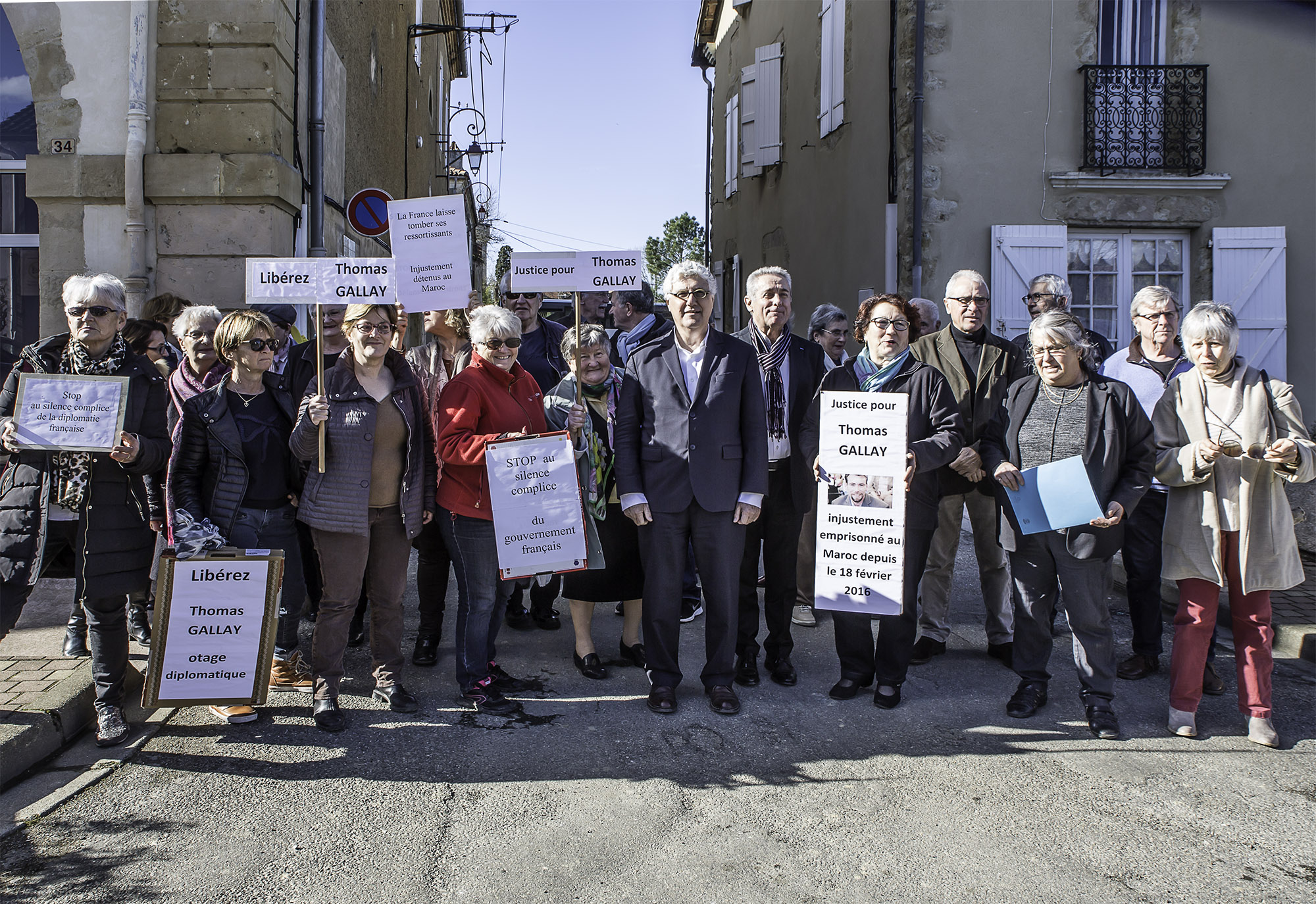 4 La manif au soleil 1bis 140217.jpg