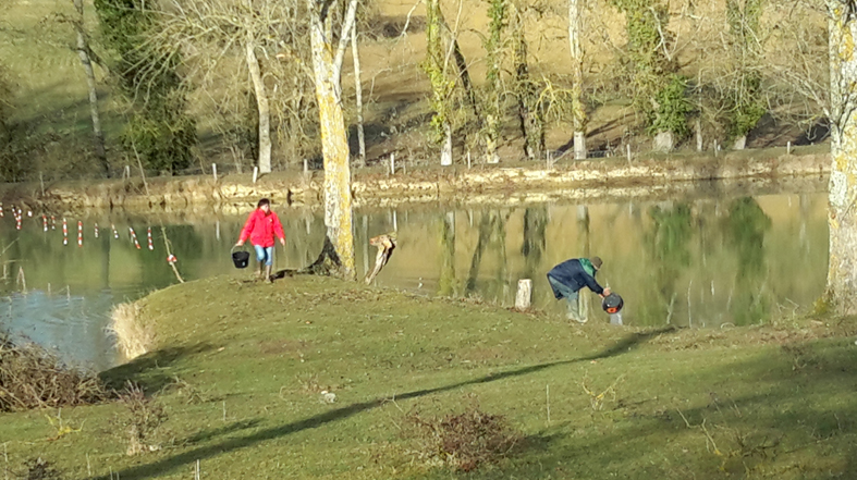 jegun peche lac.jpg