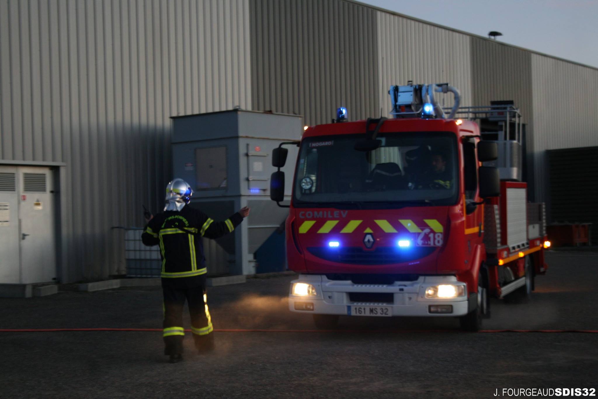 pompiers manoeuvre 3.jpg