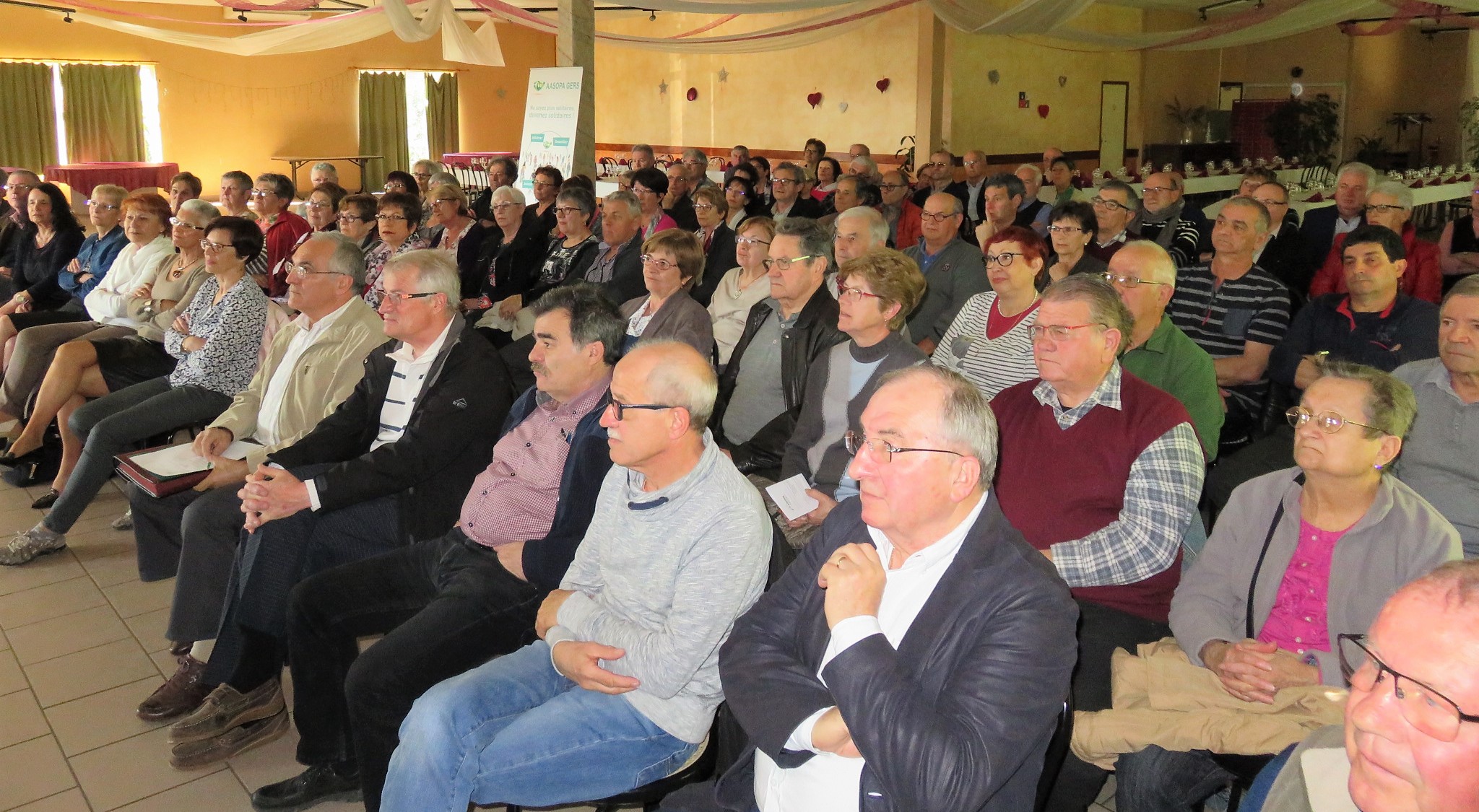 Une salle comble pour l'Ag de l'AASOPA à Marsan.JPG