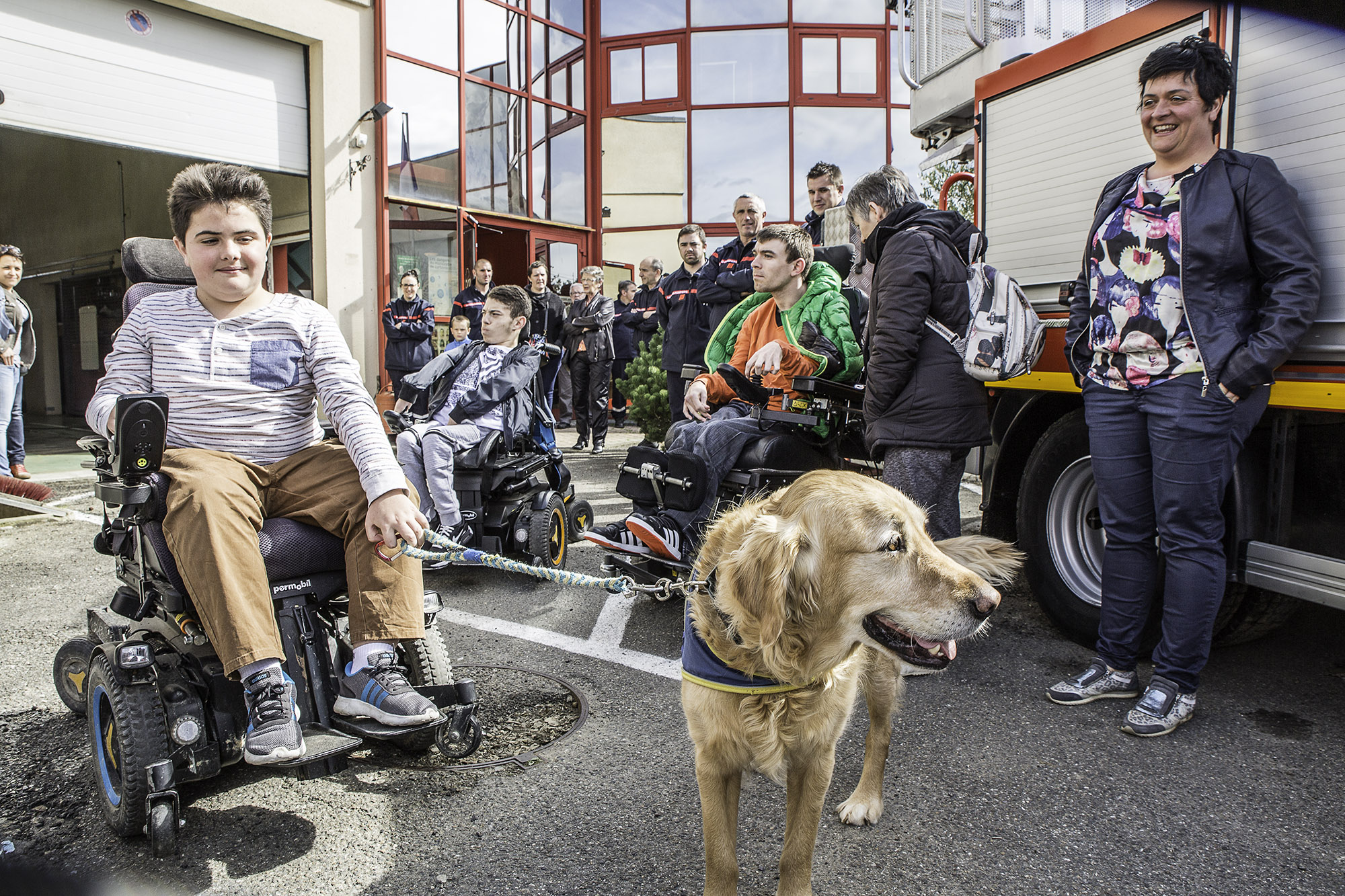 4 Tom son chien Help et sa mère 1bis 180317.jpg