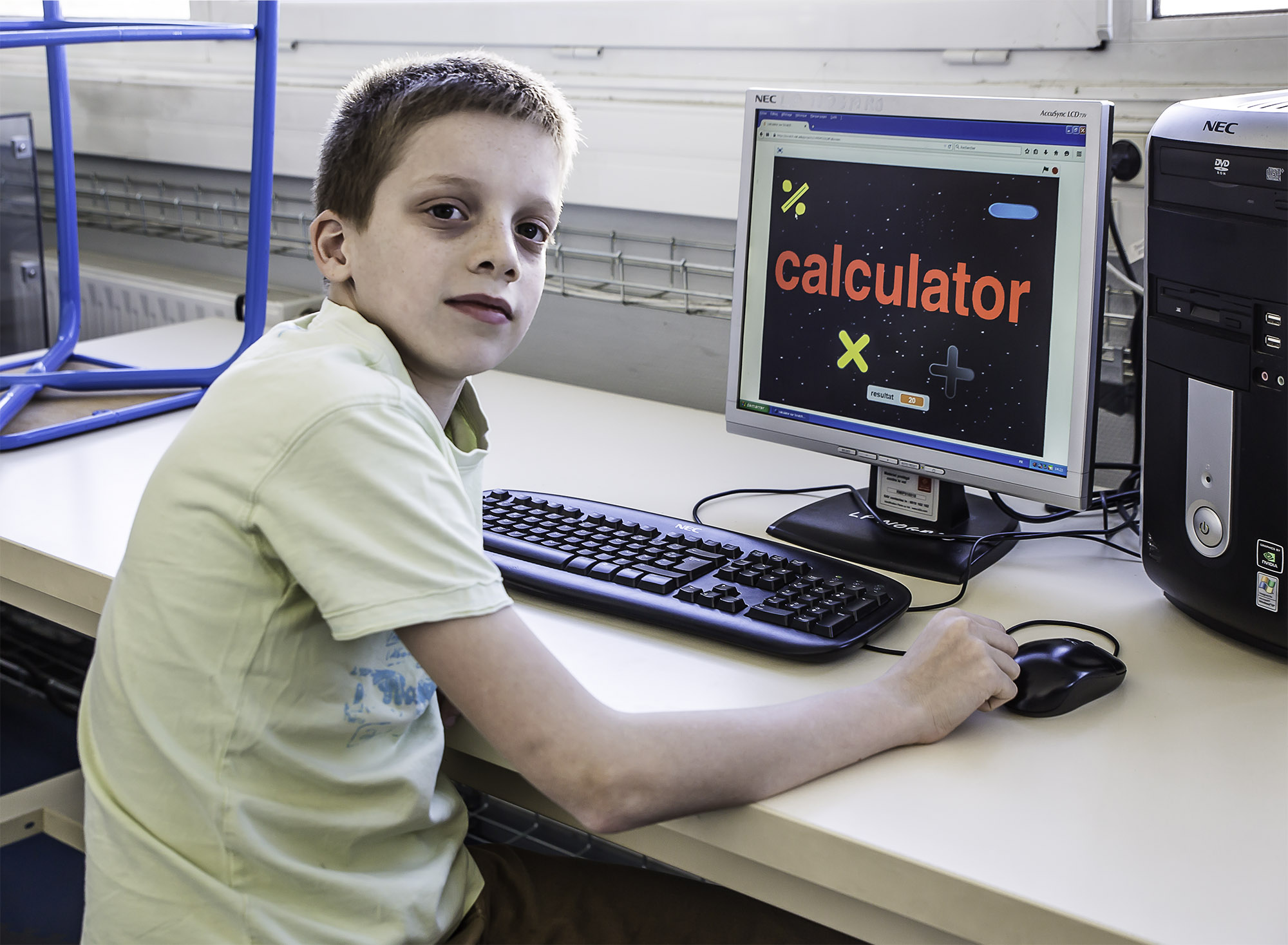 5 Celui-ci crée une calculette 1bis 290317.jpg