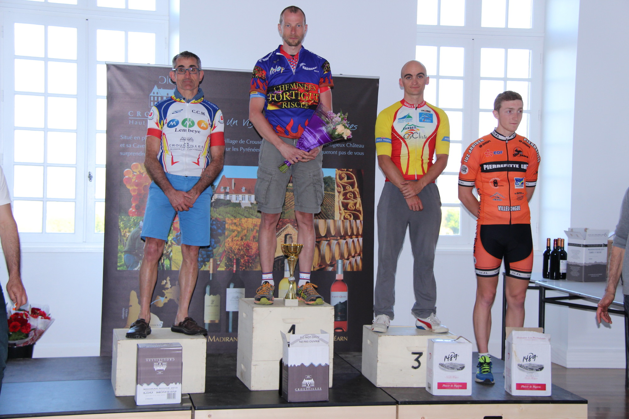 MADIRAN TOUR DU MADIRANAIS 2017 Podium final 2ème cat.JPG
