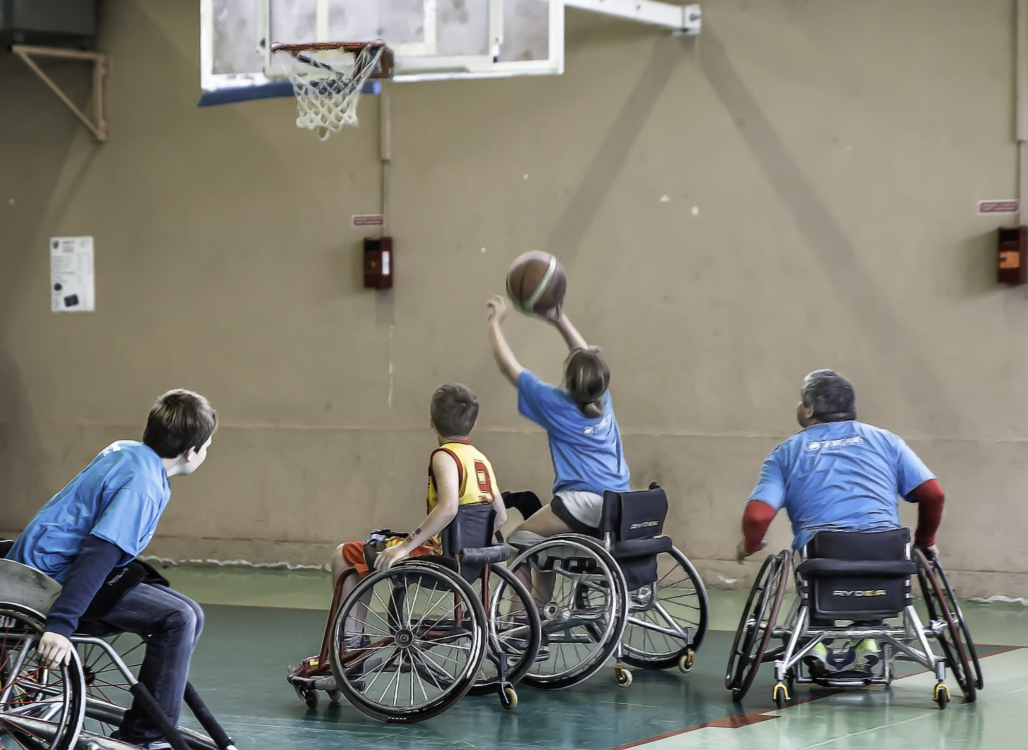 2 Basket fauteuil handicapés et valides 1bis 150417.jpg