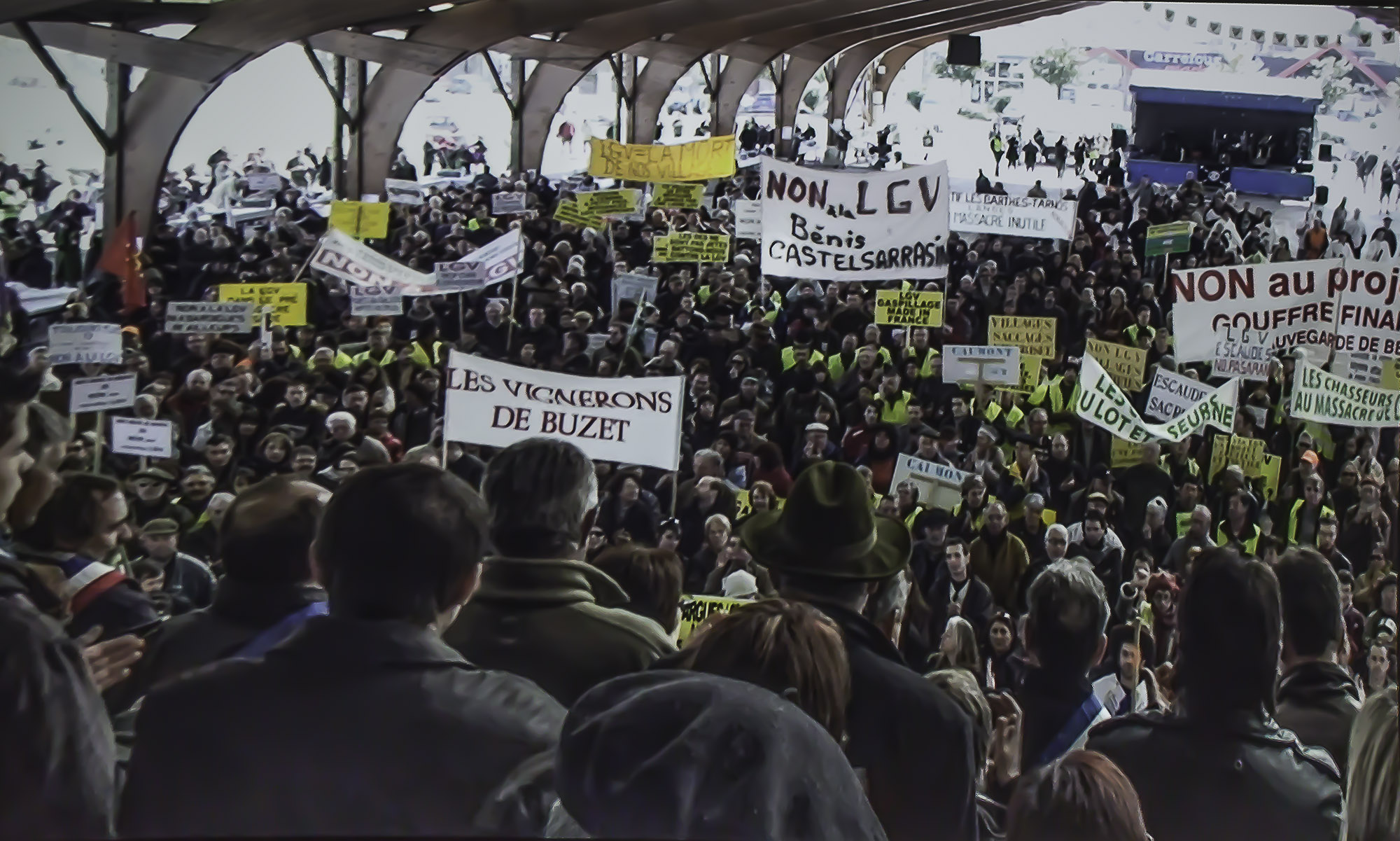 8  Manif contre la LGV 1bis 260417.jpg