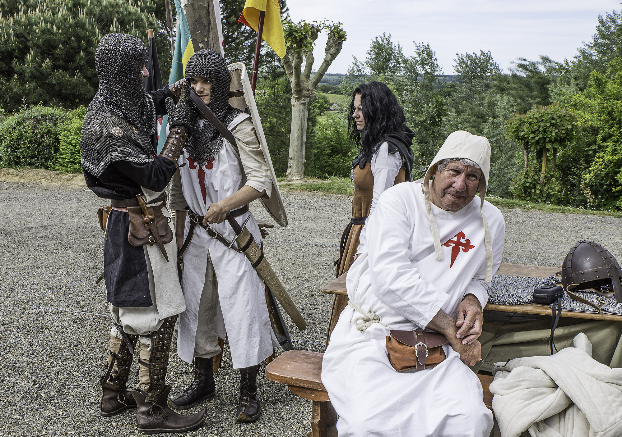 8 Les combattants s'équipent 1bis 290417.jpg