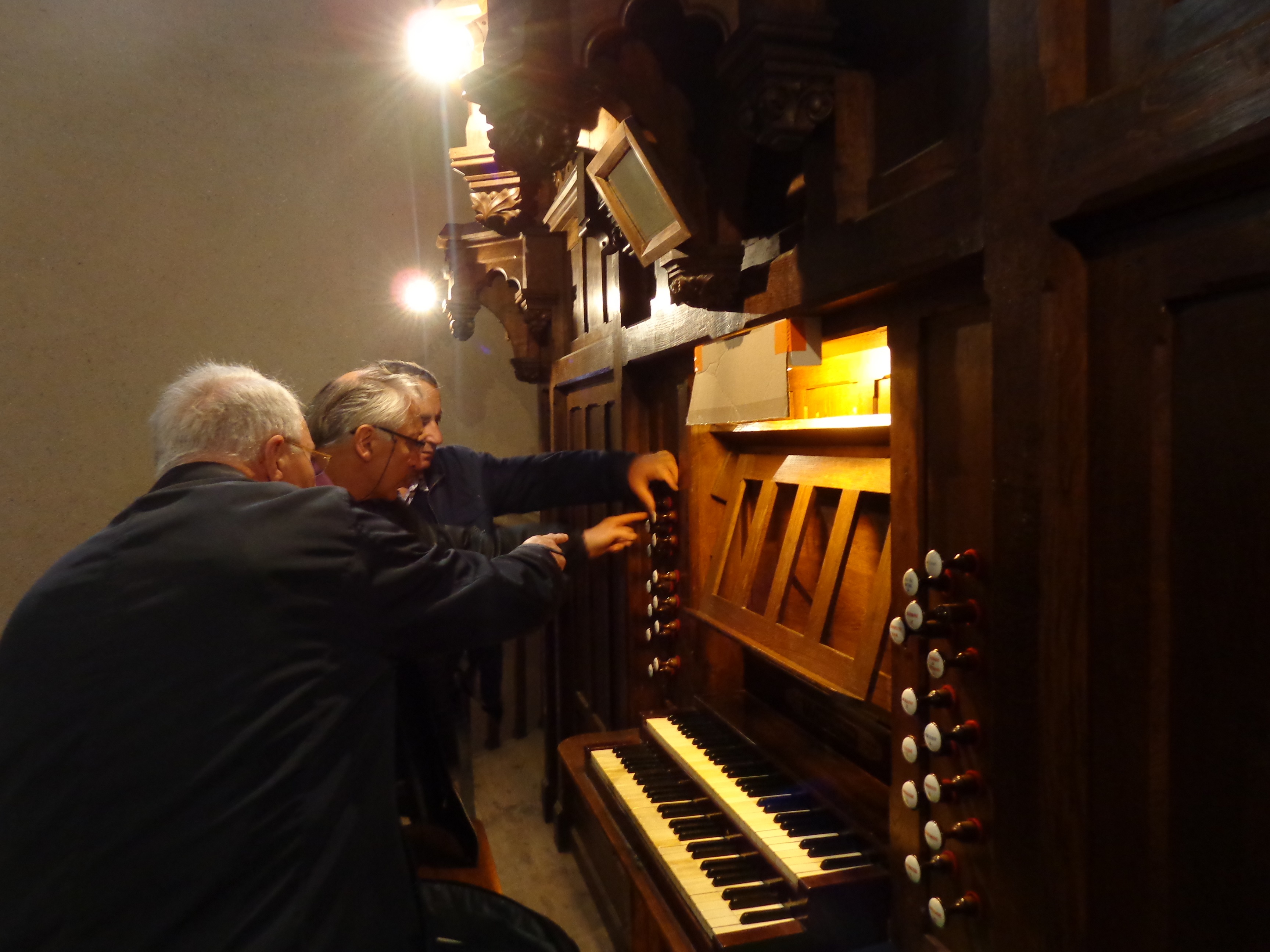 1 -la découverte de l'orgue du Houga.JPG