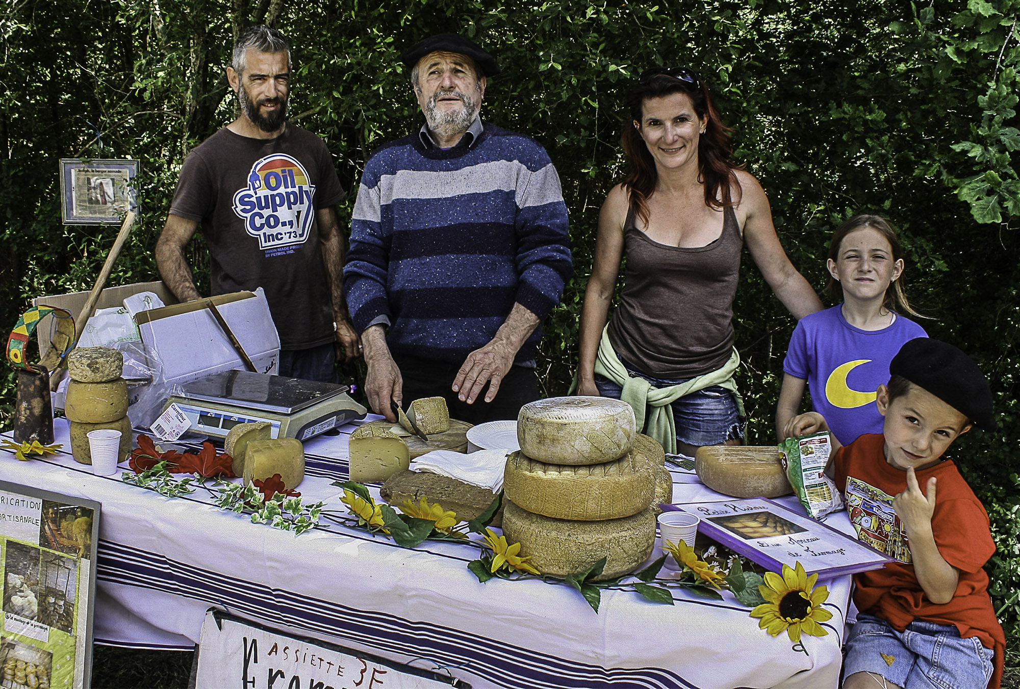 4 DR Jean-François Van Overstraeten stand fromager 1bis 130517 copie.jpg