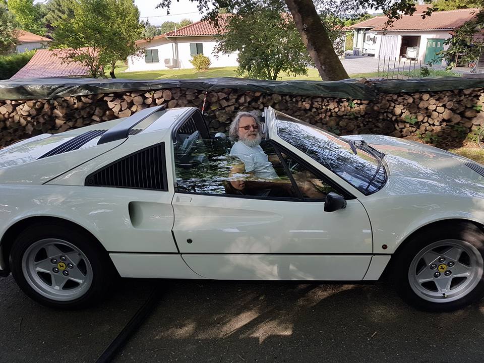 Ferrari blanche.jpg