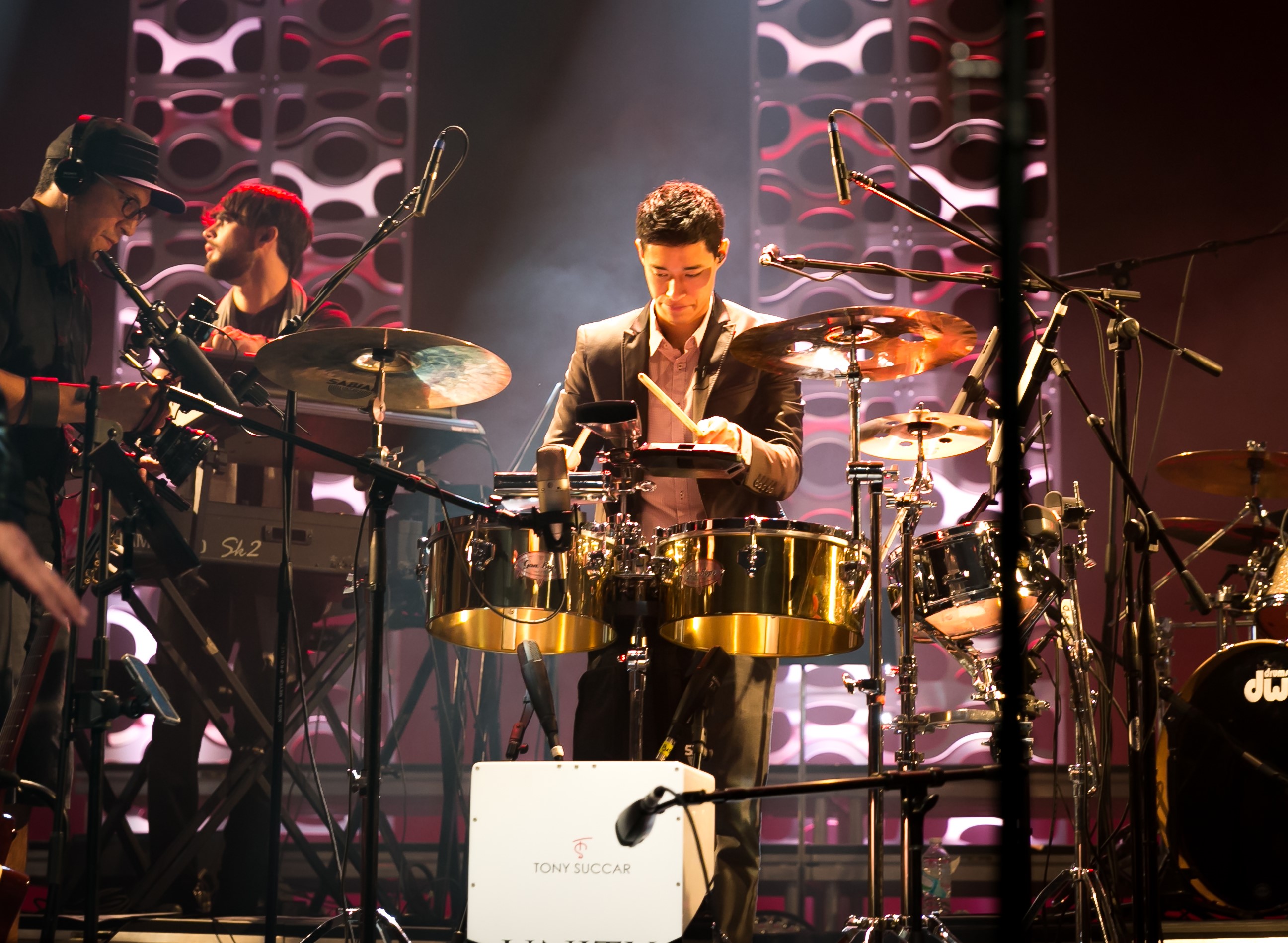 Tony Succar Live2.jpg