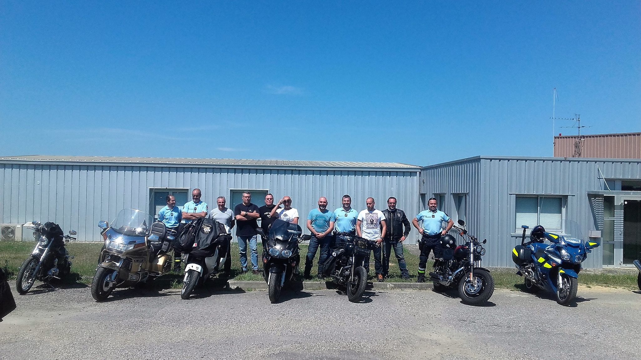 motards gers gendarmerie 2.jpg