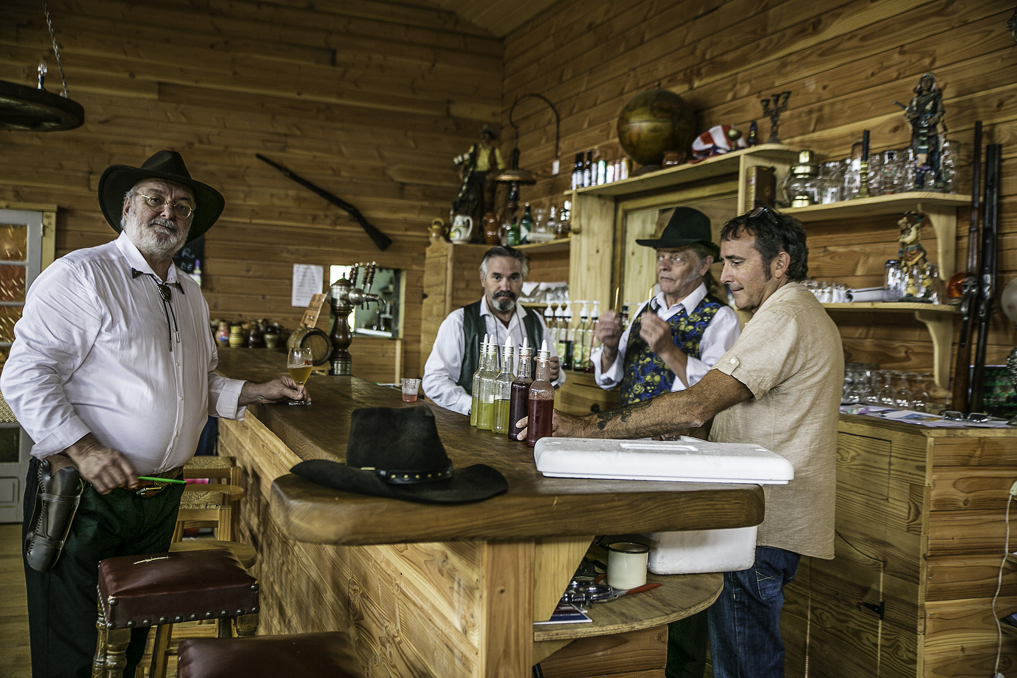 1bis Le bar du saloon 1bis 020717.jpg
