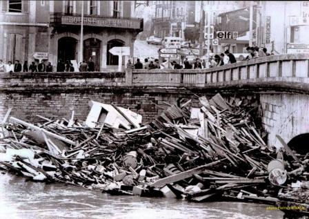 crue77_2  pompiers.jpg