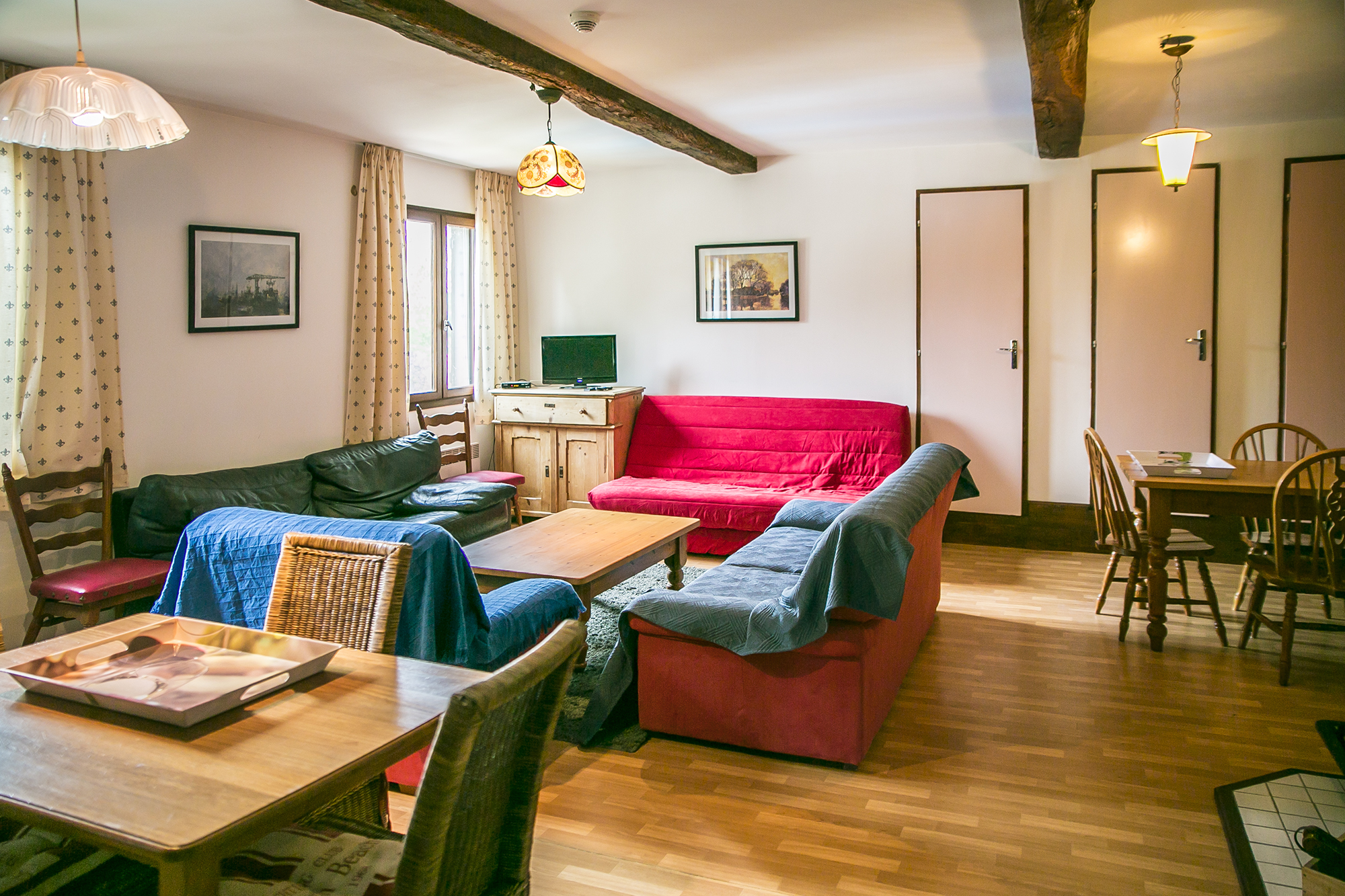 11 Salon d'un des appartements 1bis 300617.jpg