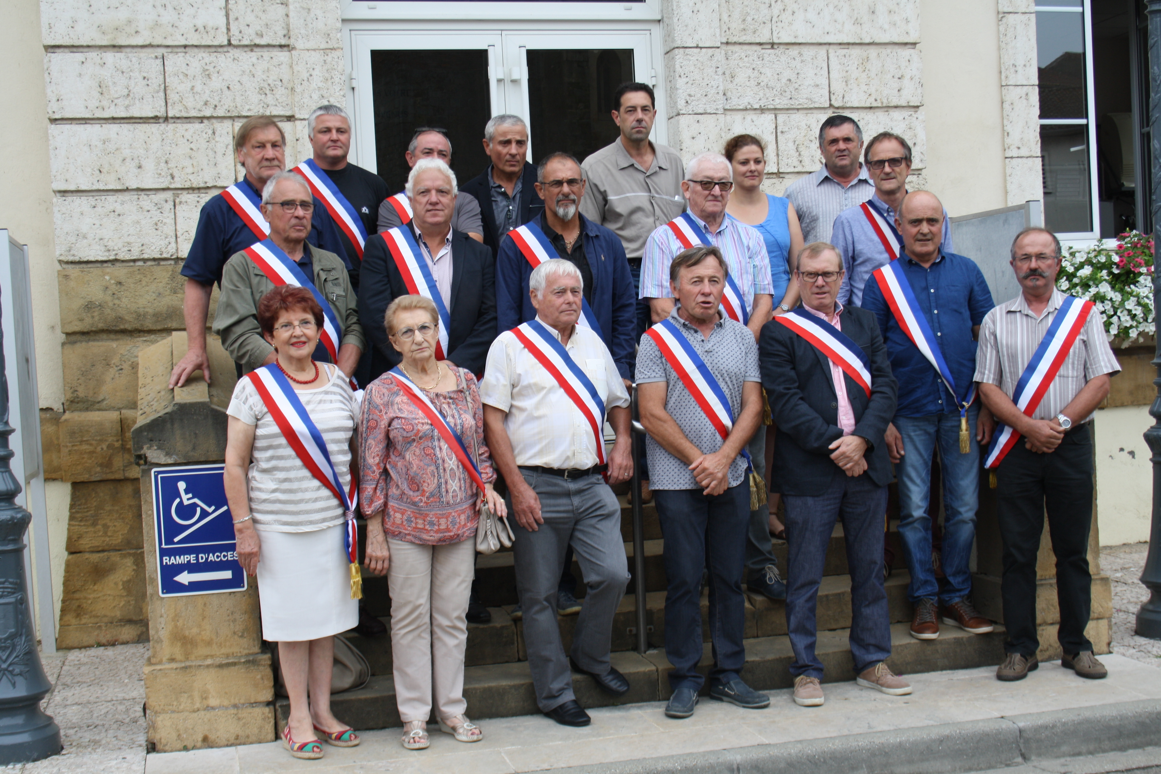 RISCLE CONFERENCE DE PRESSE MAIRIE 005.JPG