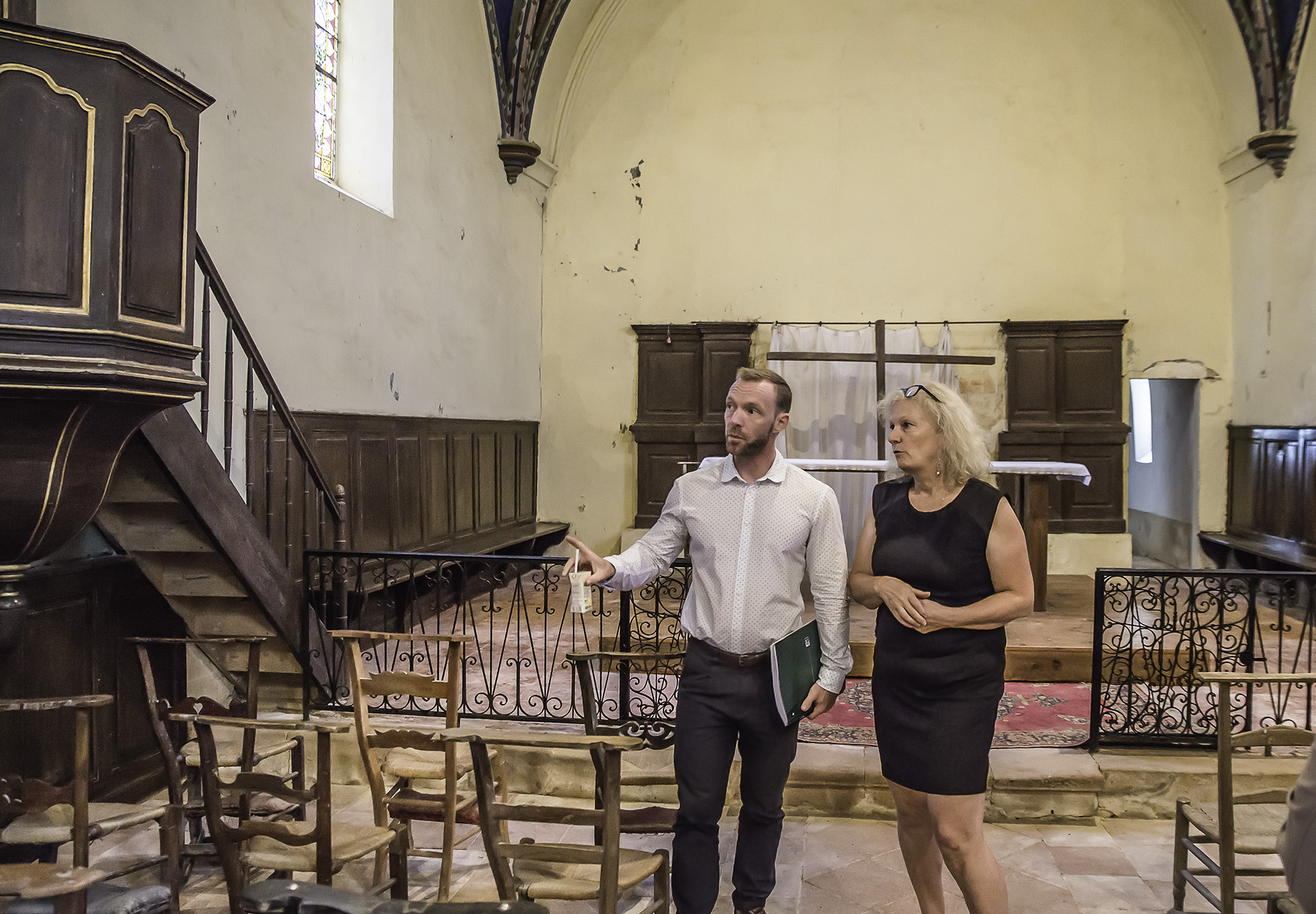 6ter Dans l'église 1bis 200717.jpg