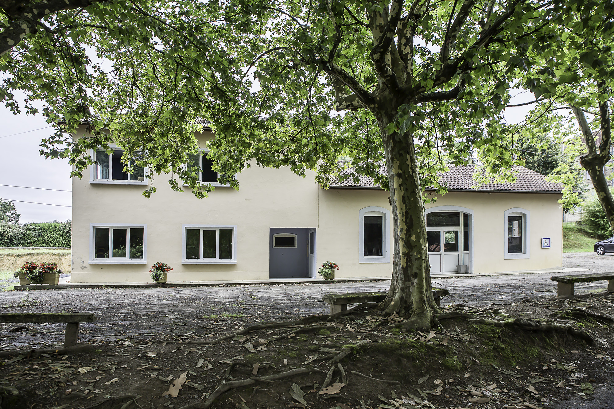 1 Salle des fêtes et cantine de lécole 1bis 200717.jpg