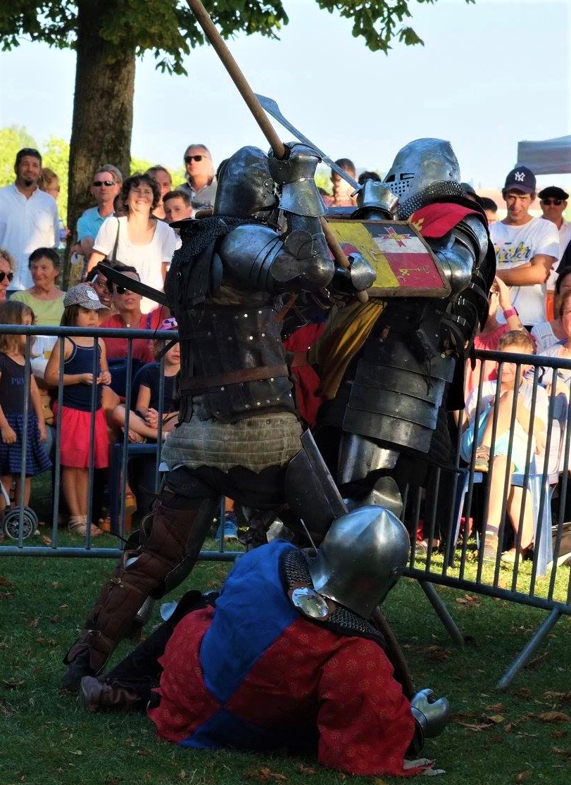 14125158_1214831811907842_8349209351386326496_o.jpg