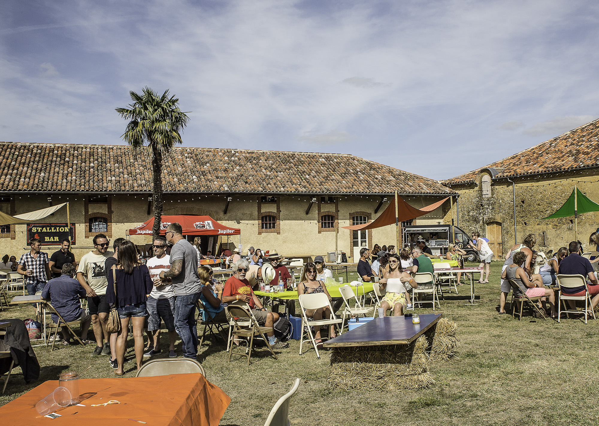 4 Vue d'une partie du terrain de la fête 1bis 190817.jpg