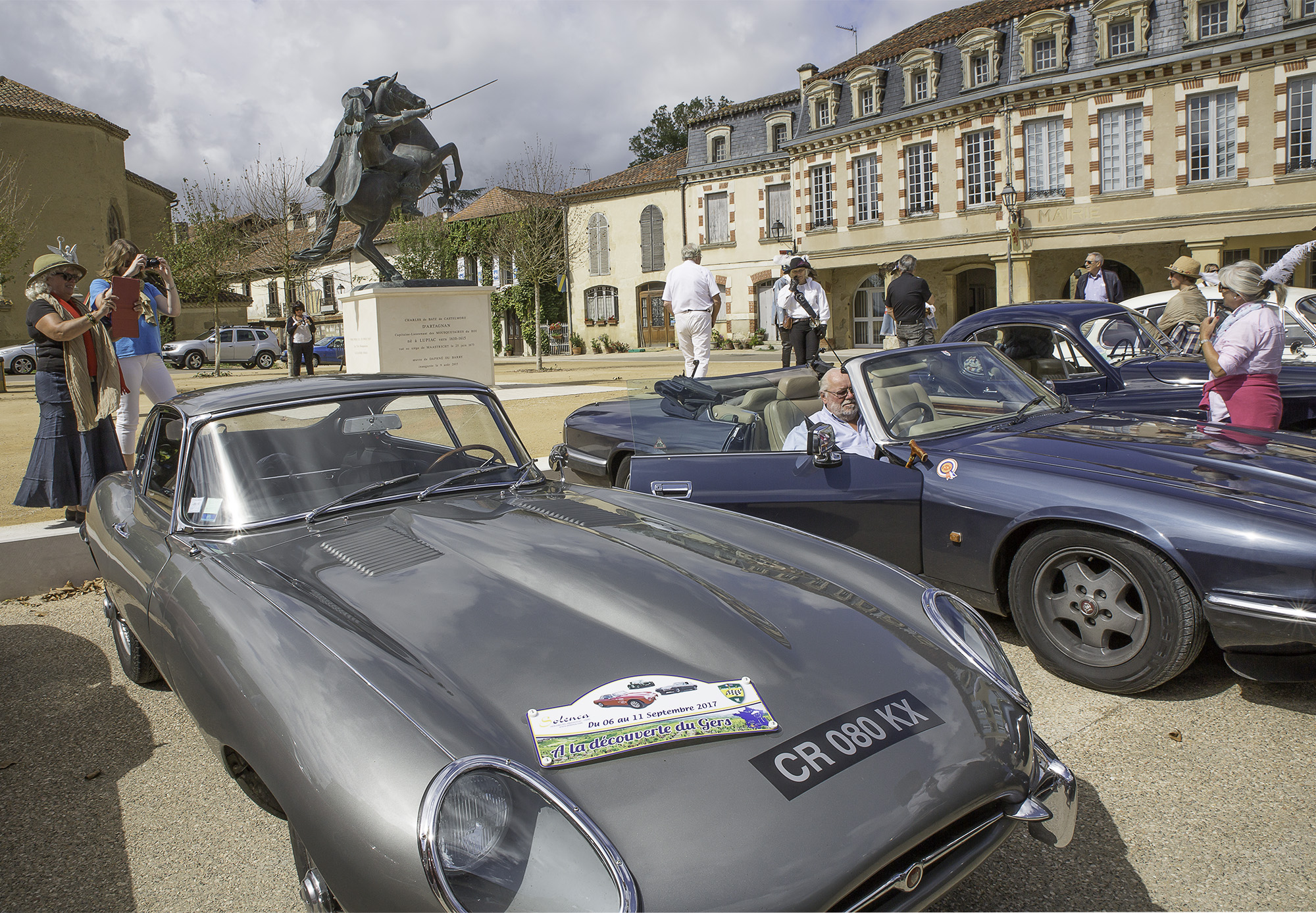 9 Sur la place de Lupiac 1bis 100917.jpg