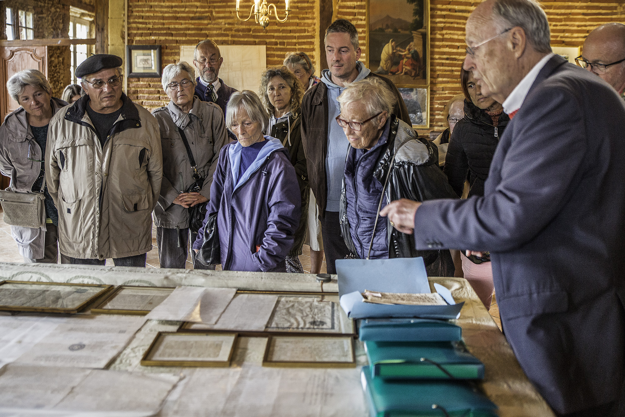 3 De vénérables archives de famille 1bis 170917.jpg