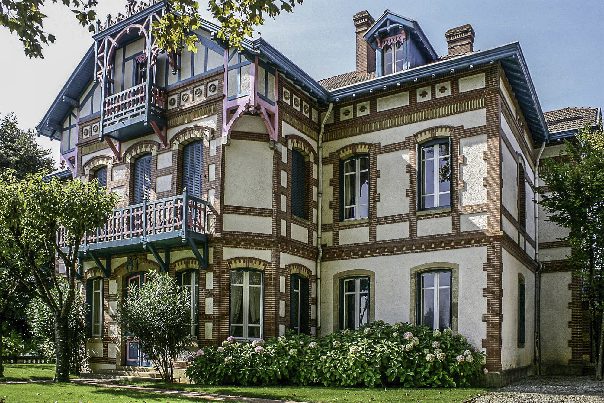 DR Jean-François Van Overstraeten 6 Château de Laubade 1bis 240917.JPG